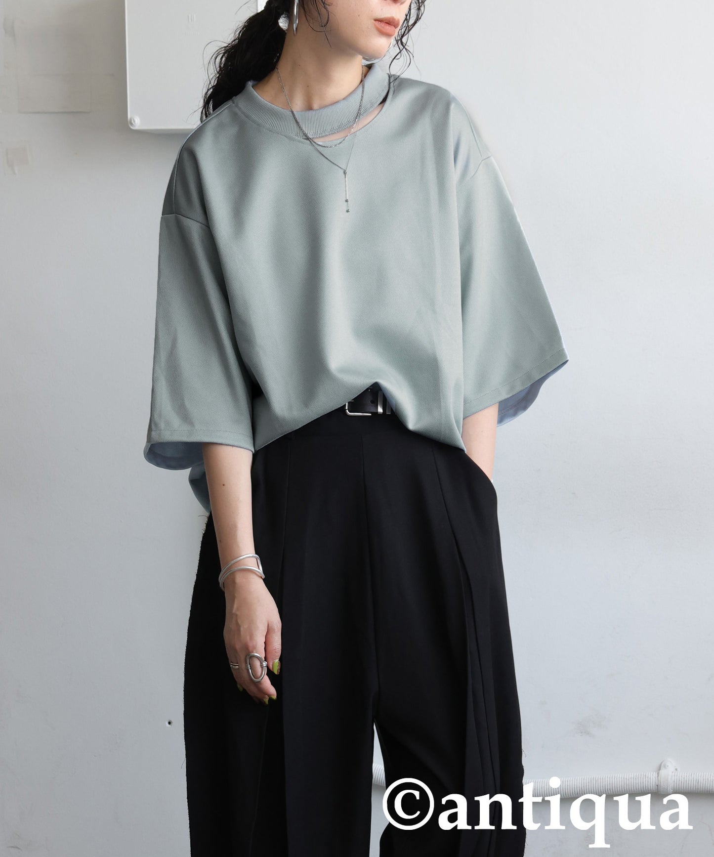KYO Ladies Asymmetric Neck Top