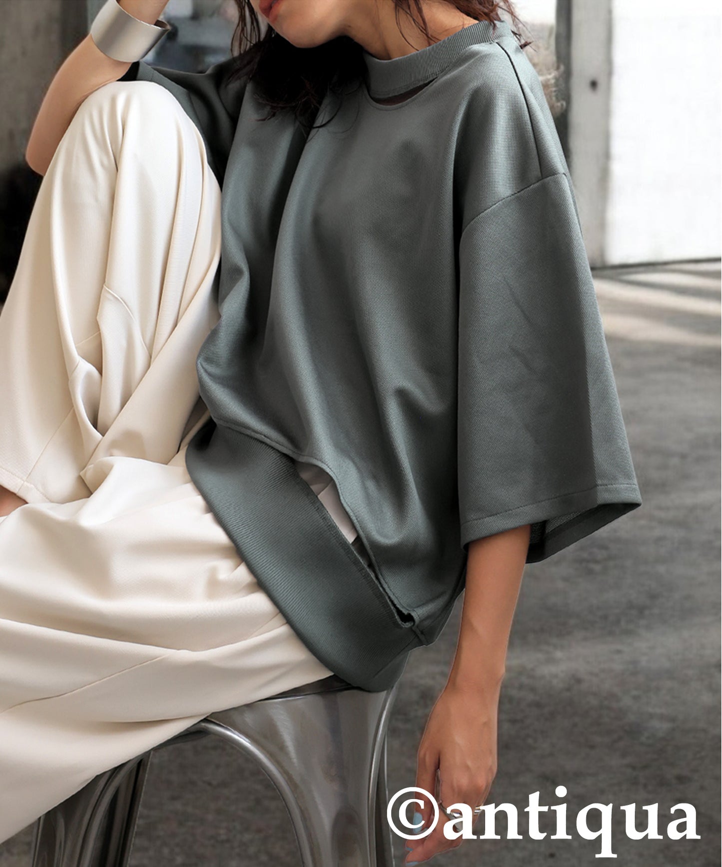 KYO Ladies Asymmetric Neck Top