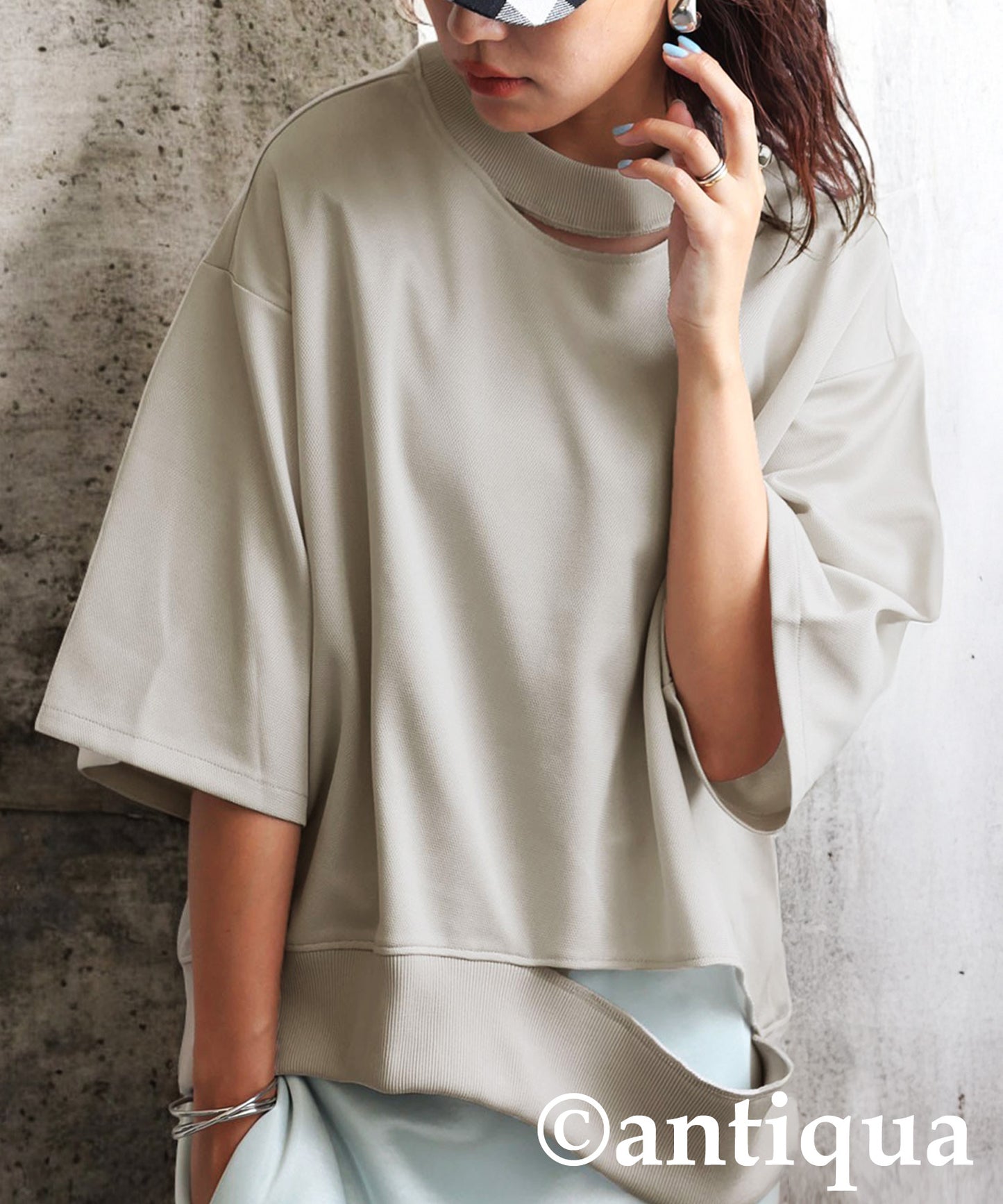 KYO Ladies Asymmetric Neck Top