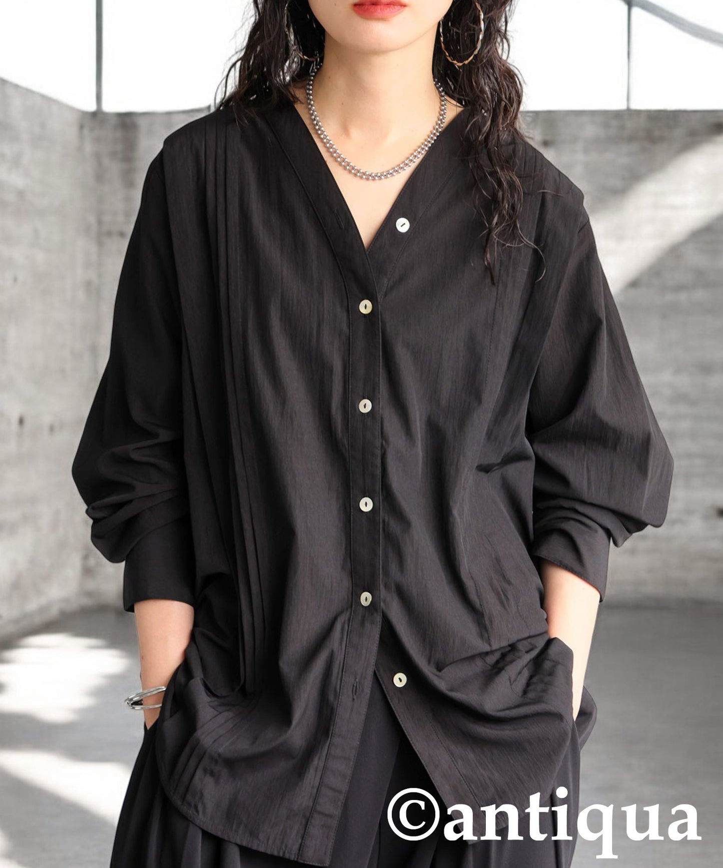 KYO Ladies V-Neck Tuck Shirt