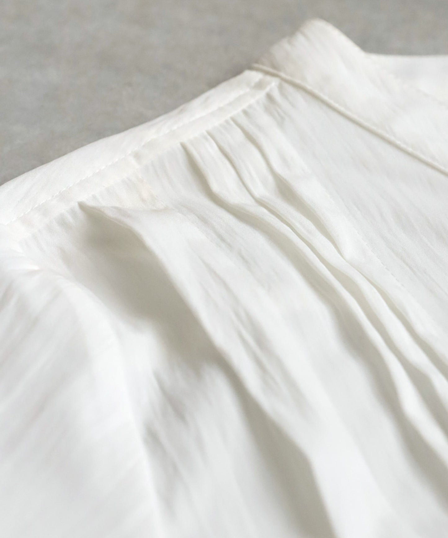 KYO Ladies V-Neck Tuck Shirt