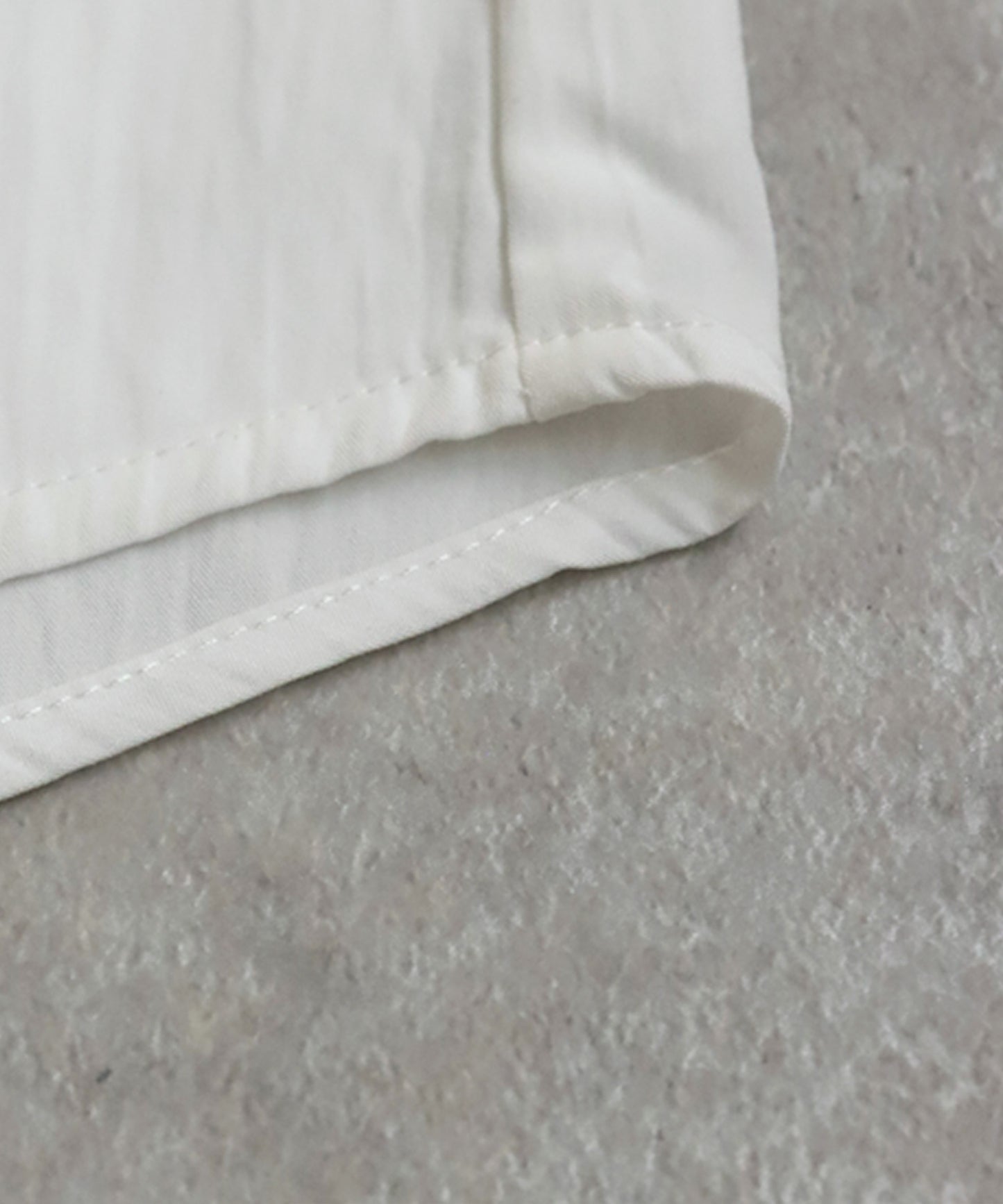 KYO Ladies V-Neck Tuck Shirt