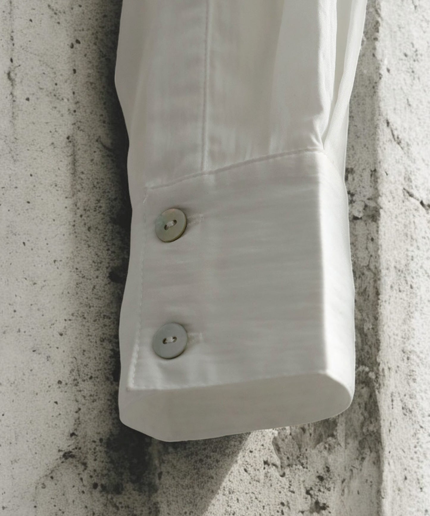 KYO Ladies V-Neck Tuck Shirt