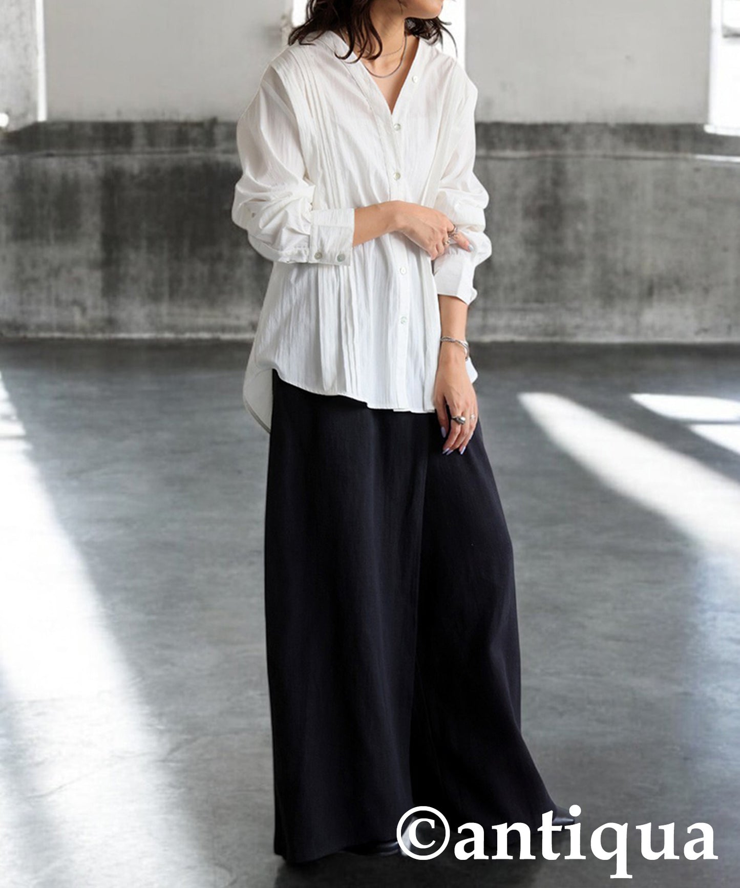 KYO Ladies V-Neck Tuck Shirt