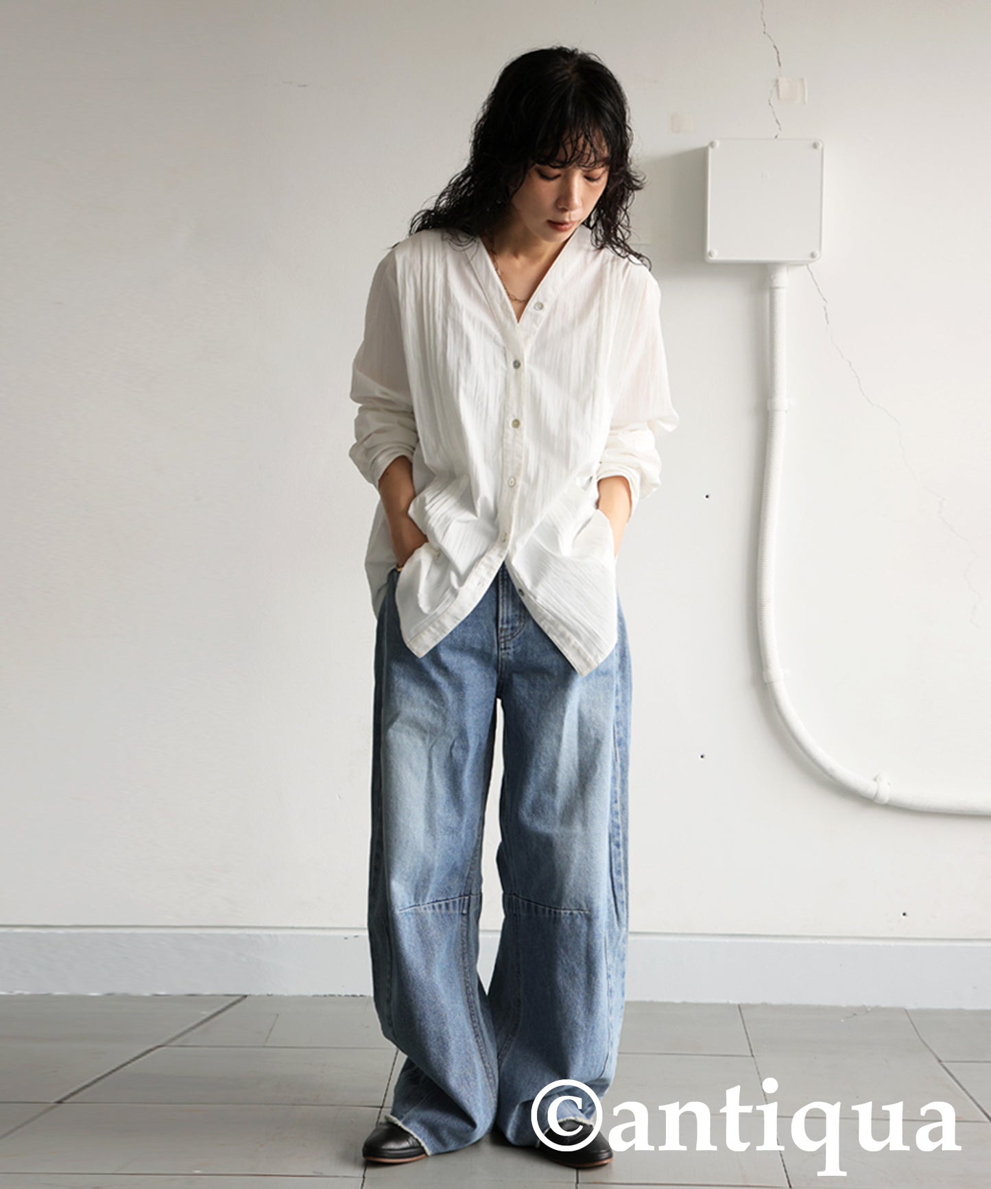 KYO Ladies V-Neck Tuck Shirt