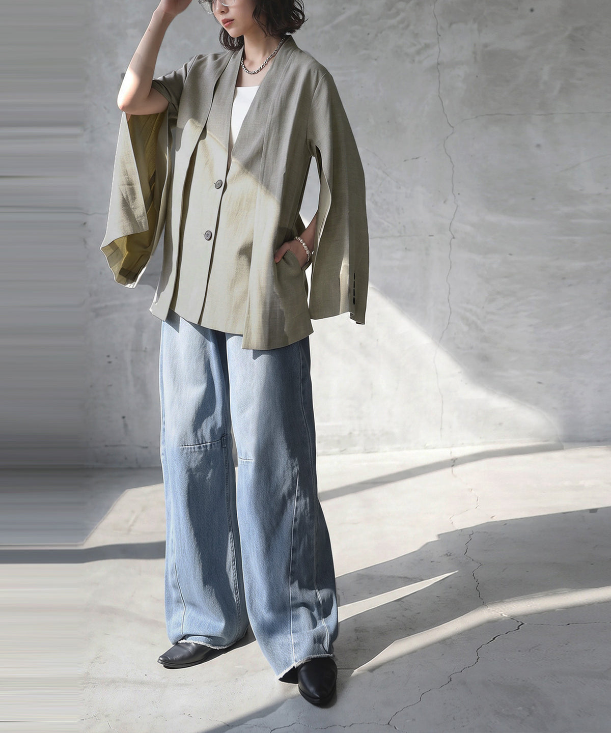KYO 2-Way Slit Sleeve Cape-Style Collarless Jacket Ladies