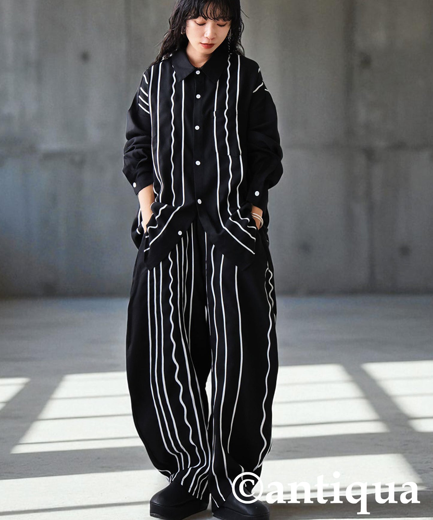 KYO Cord Embroidered Balloon Pants Ladies