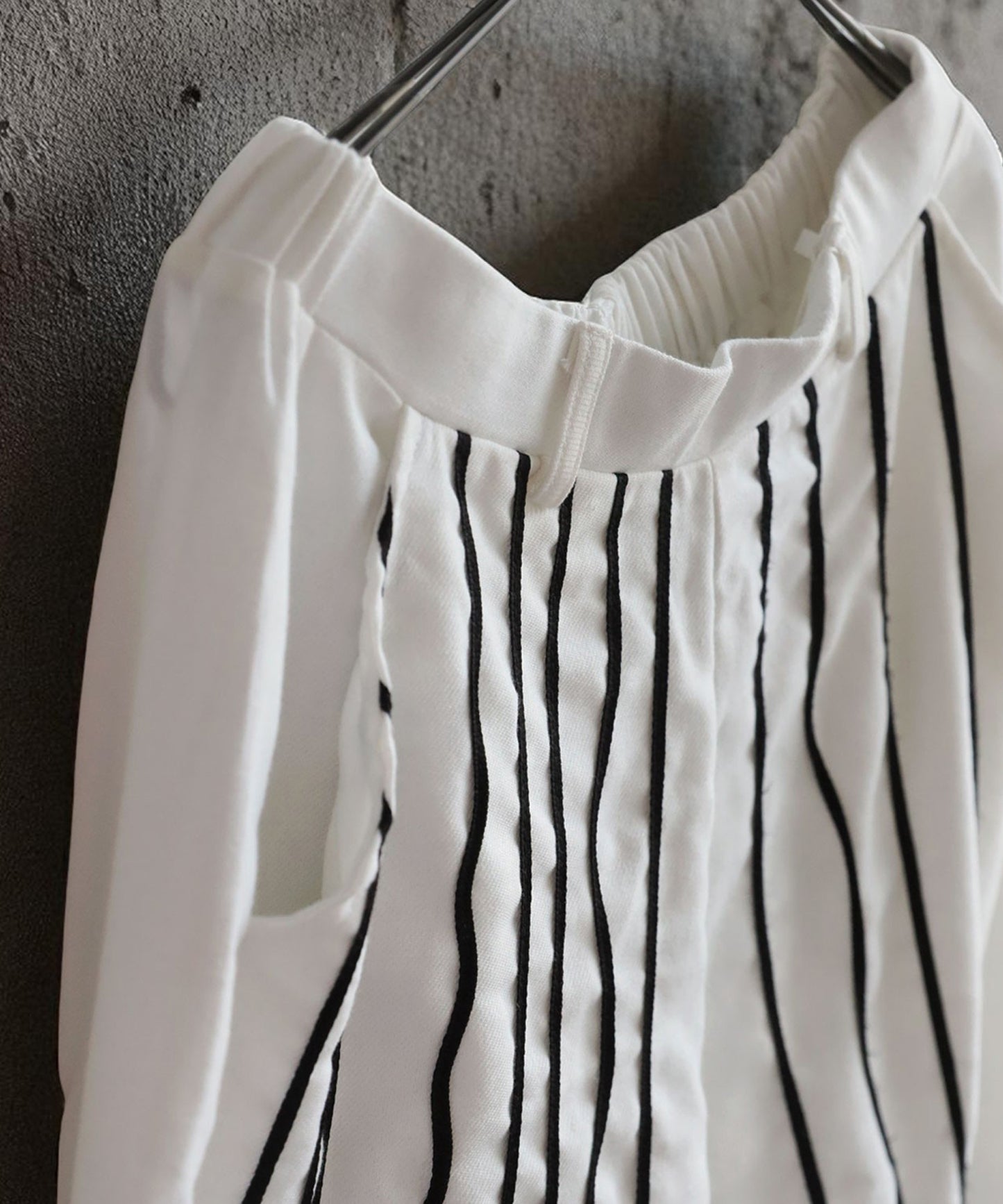 Embroidered Line Wide Pants Ladies