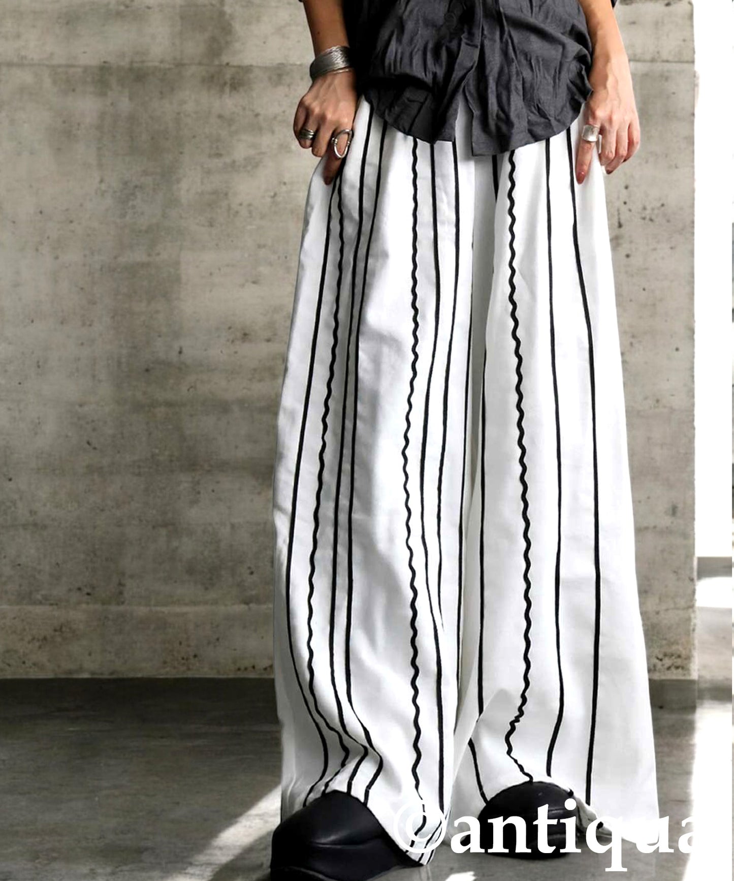 Embroidered Line Wide Pants Ladies