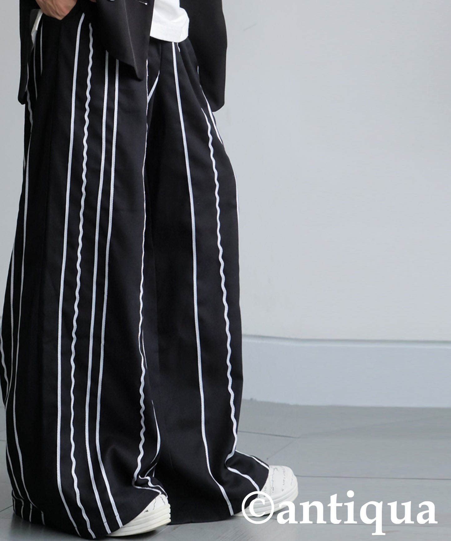 Embroidered Line Wide Pants Men's