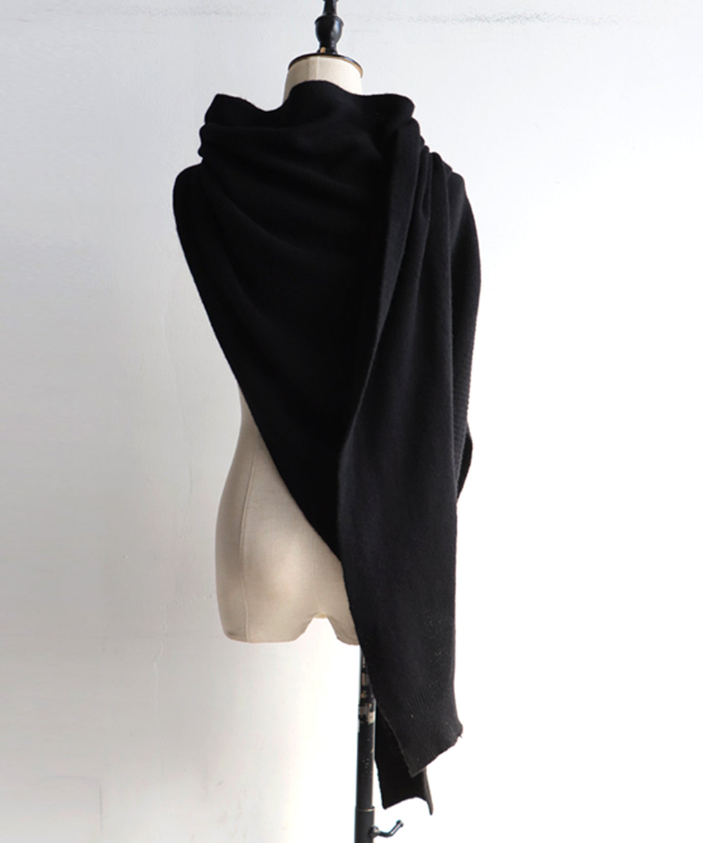 Deformed Design Scarf Ladies