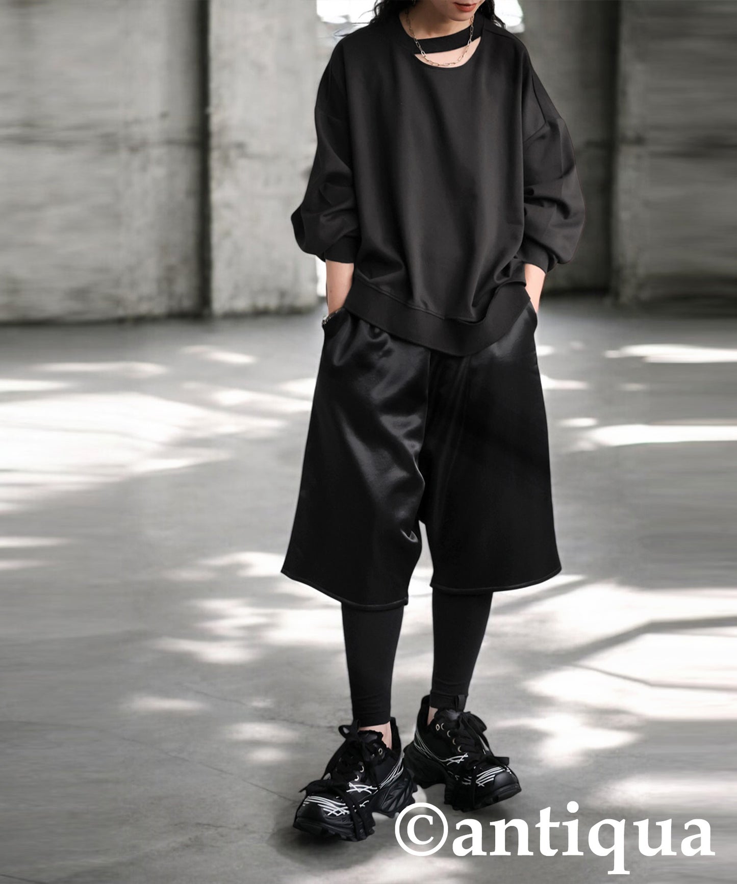 KYO Ladies Punch Design Top