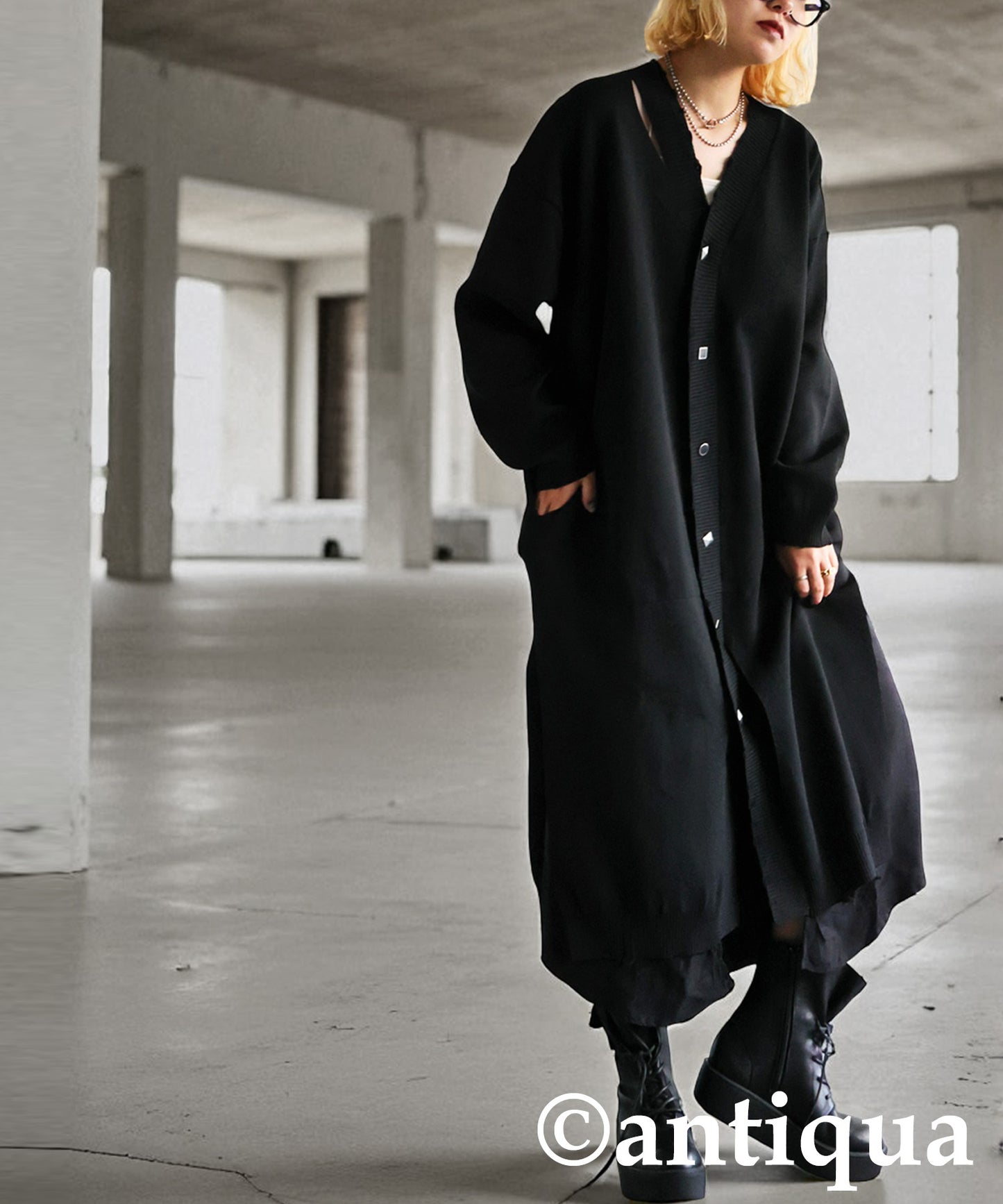 Long Cardigan With Different Material Accents Ladies