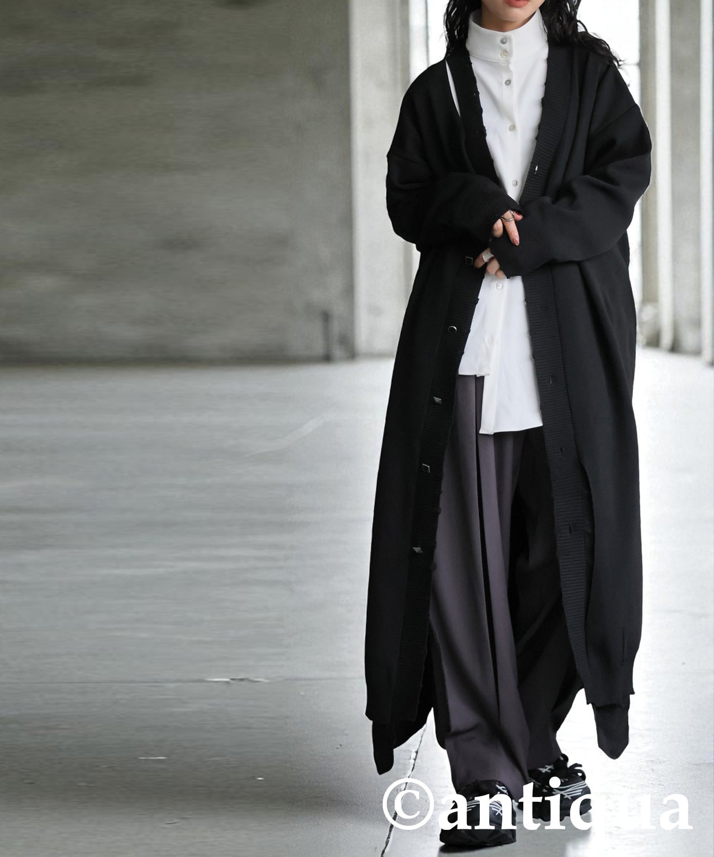 Long Cardigan With Different Material Accents Ladies