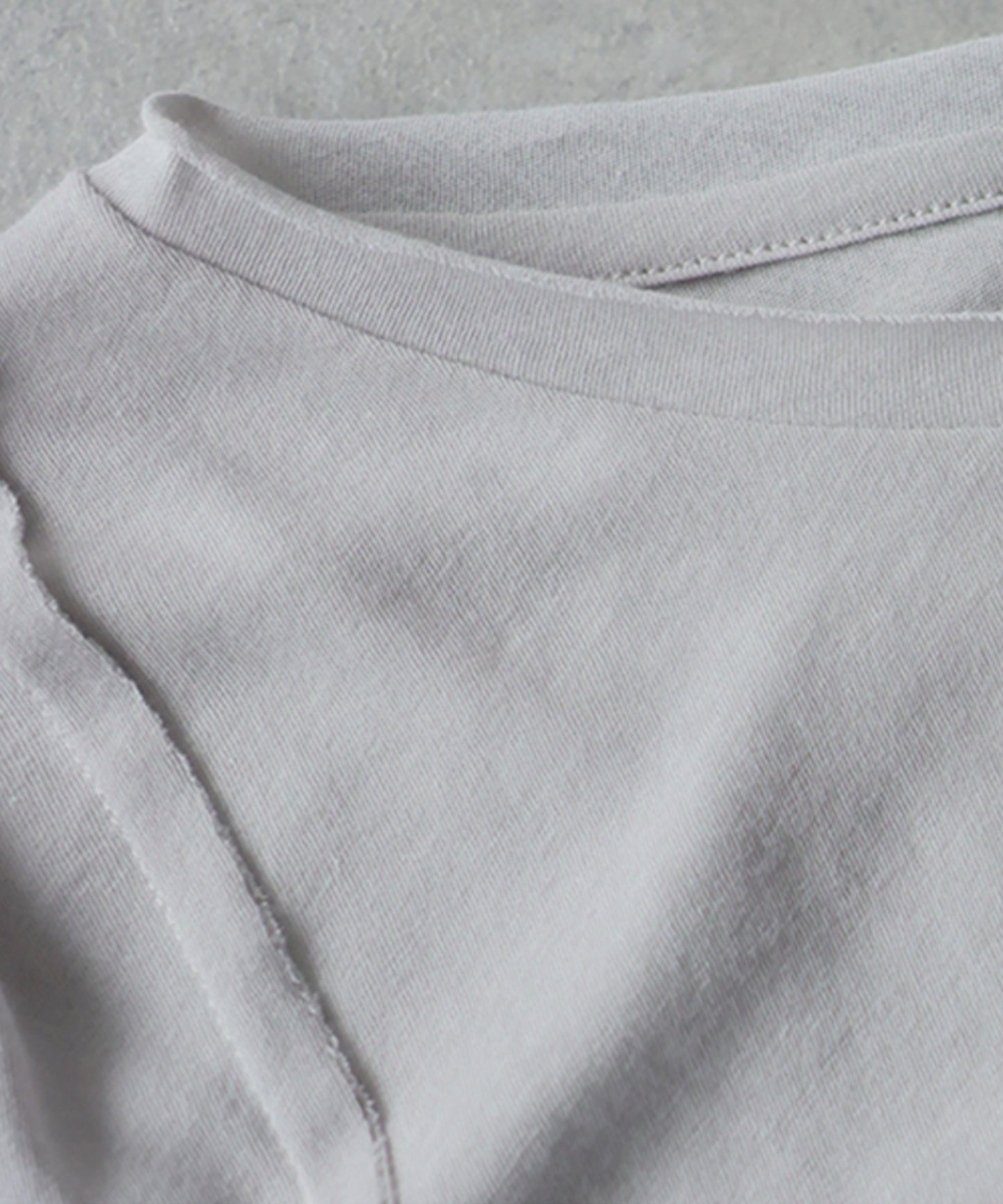 KYO 100% Cotton Crew Neck Outseam Long-Sleeve T-Shirt Ladies