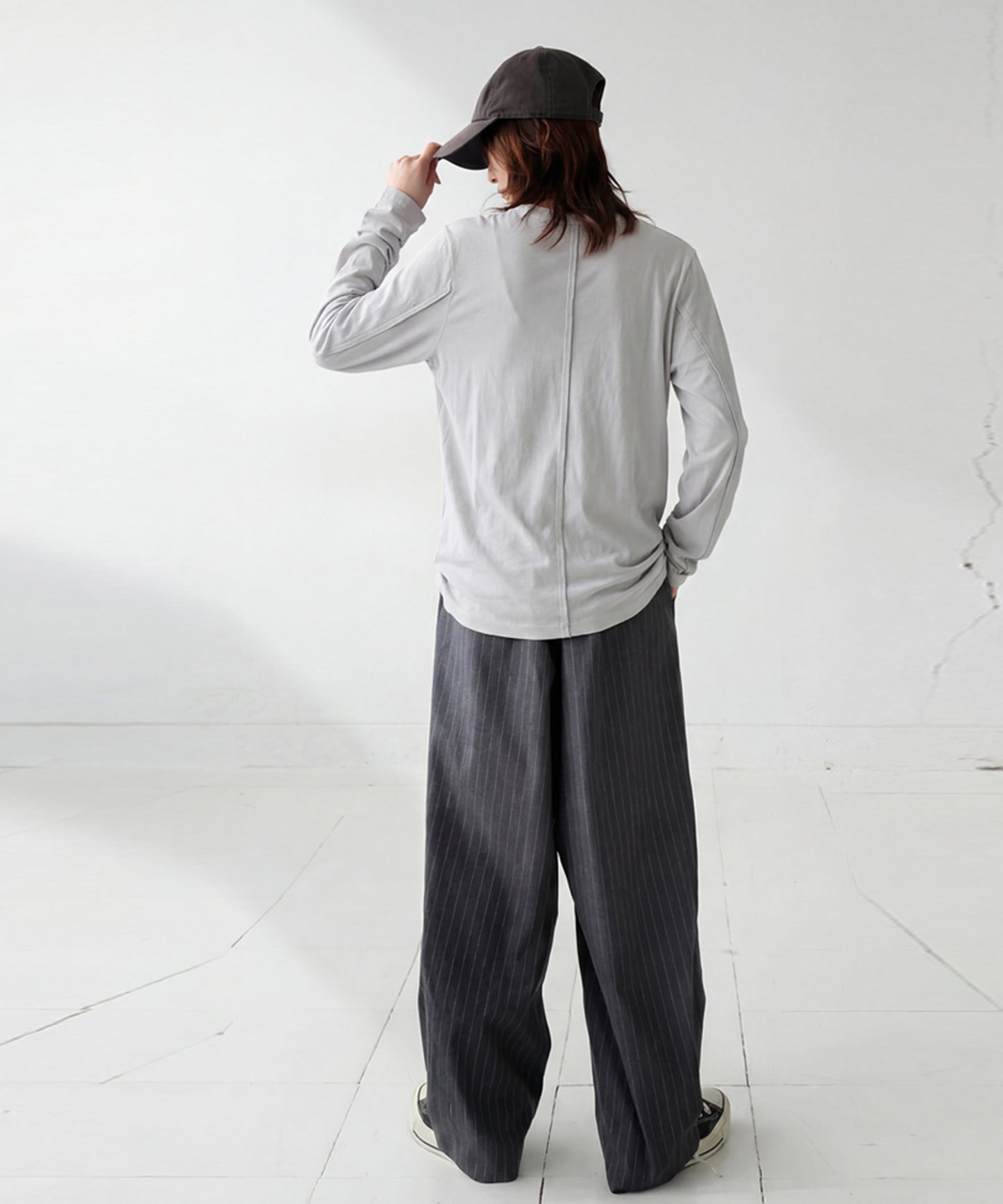 KYO 100% Cotton Crew Neck Outseam Long-Sleeve T-Shirt Ladies