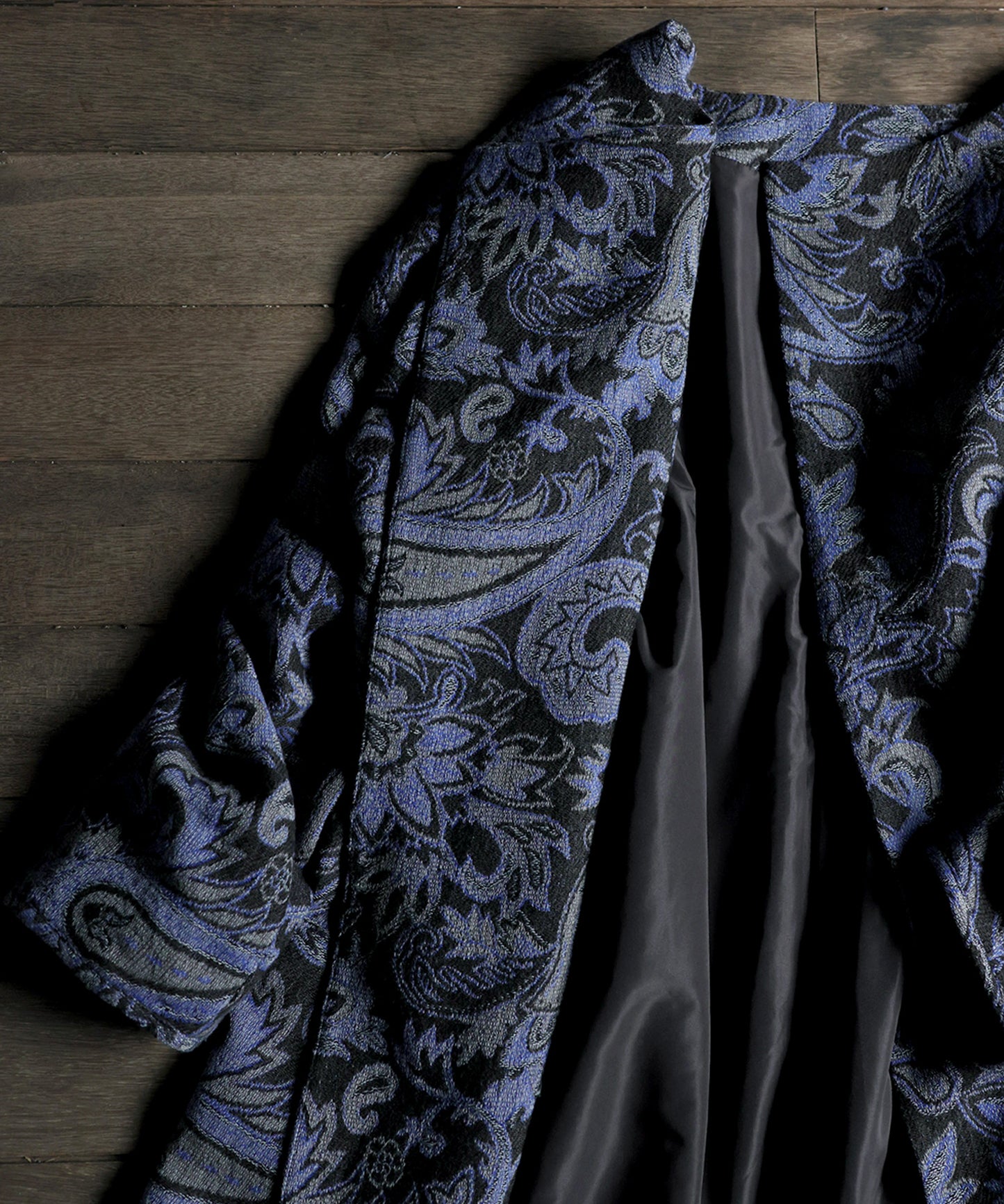 KYO Bishu-ori Paisley Pattern Coat Ladies
