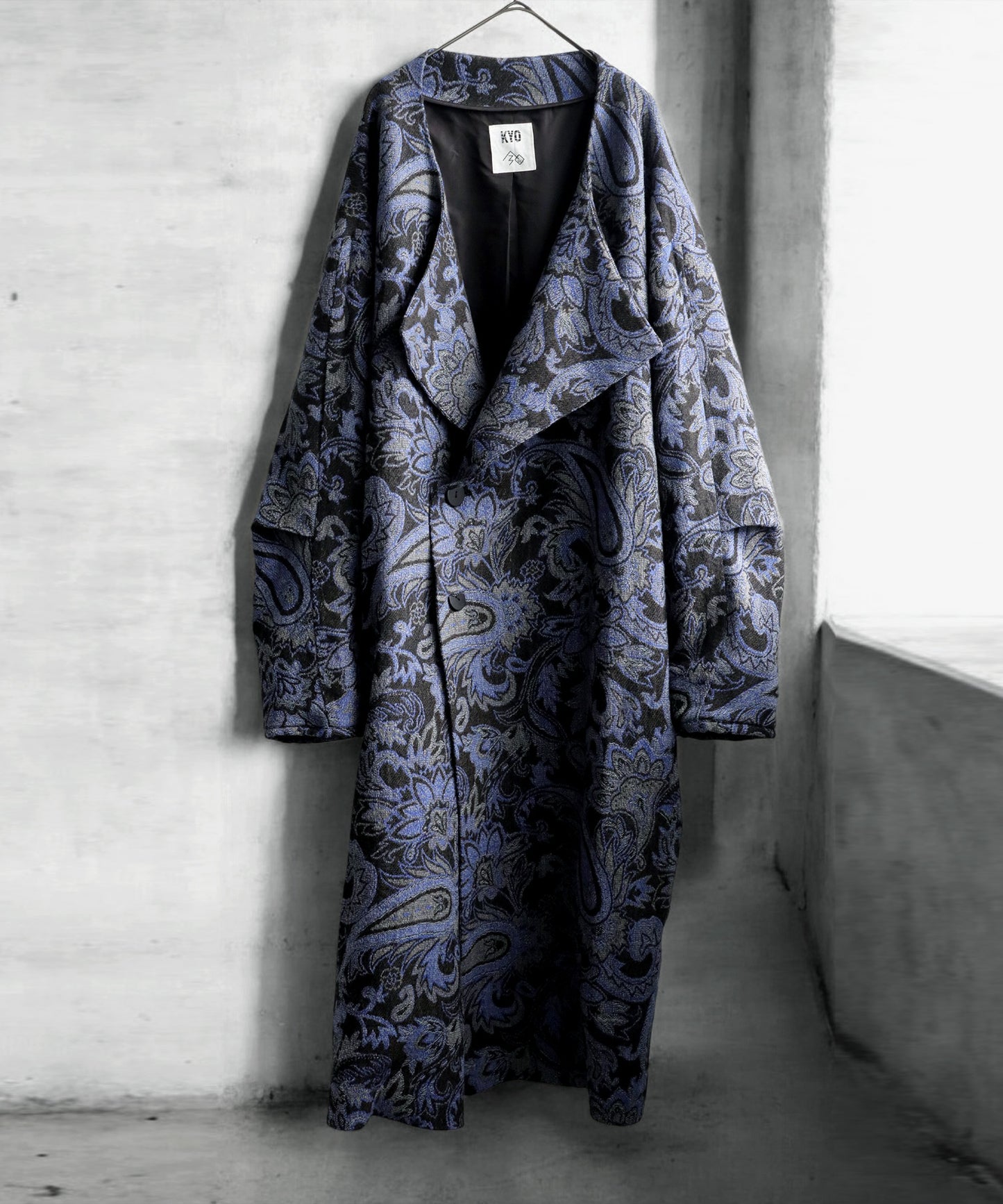 KYO Bishu-ori Paisley Pattern Coat Ladies