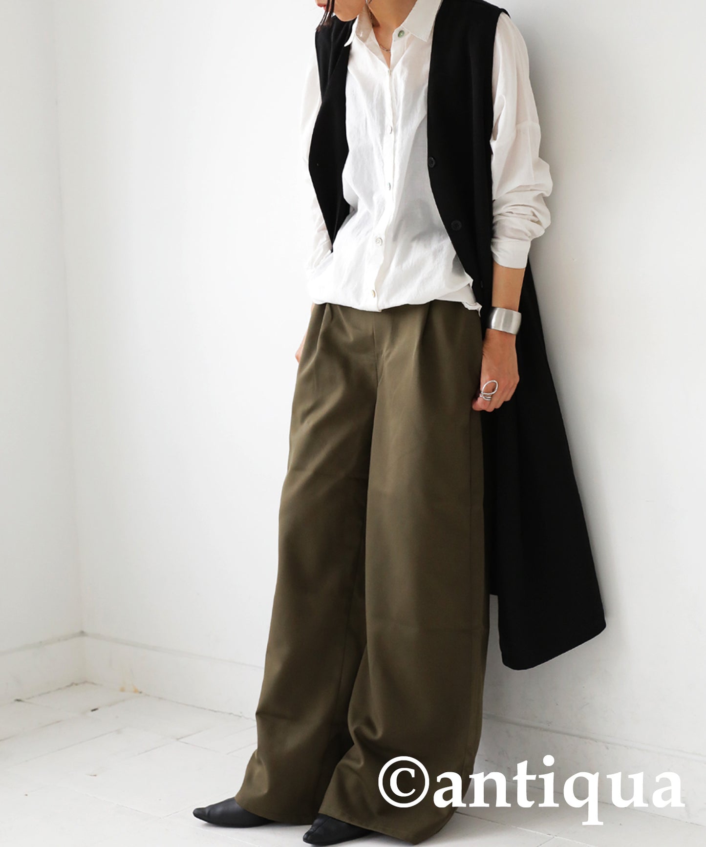 Tuck wide pants Ladies