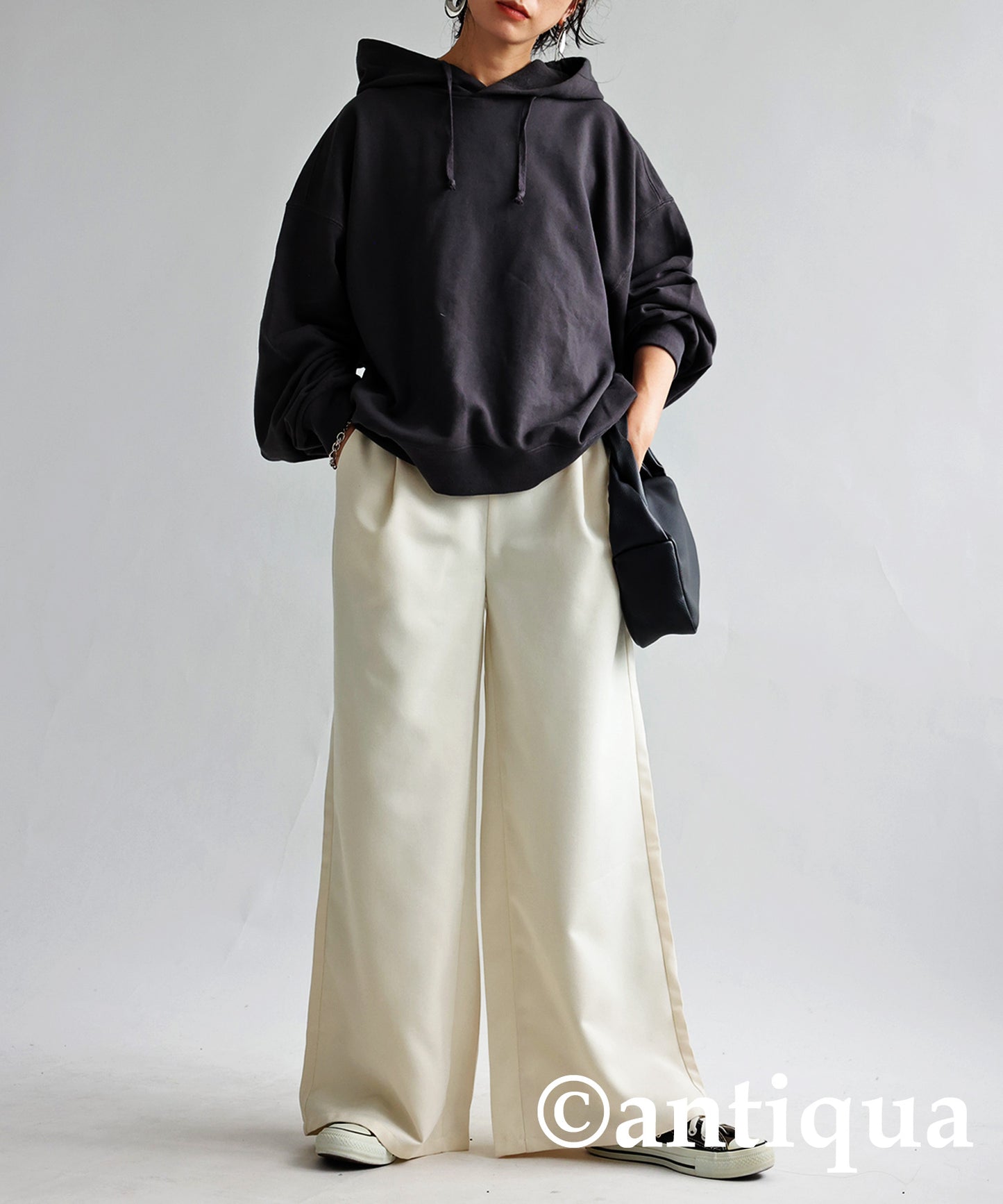 Tuck wide pants Ladies