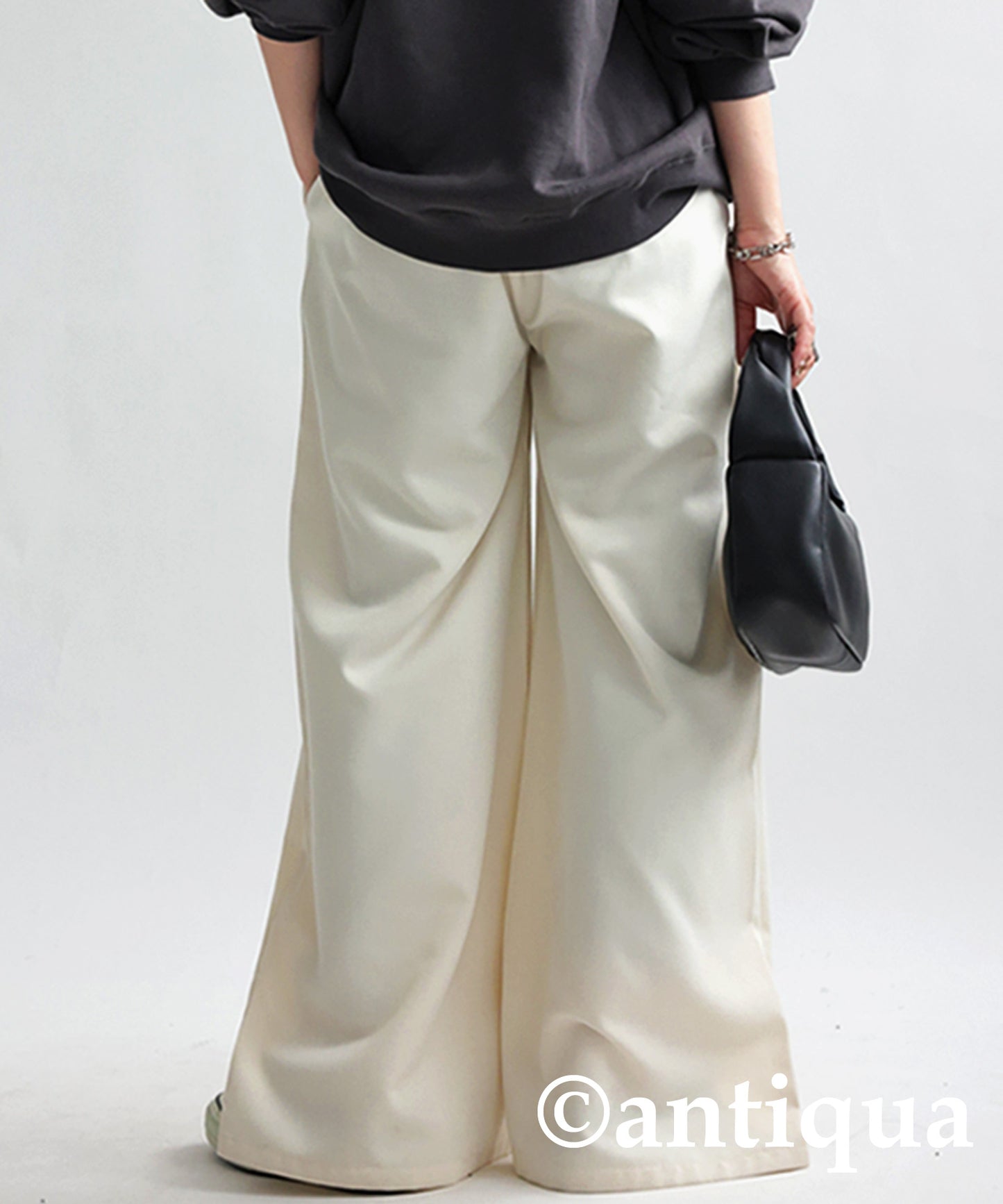 Tuck wide pants Ladies