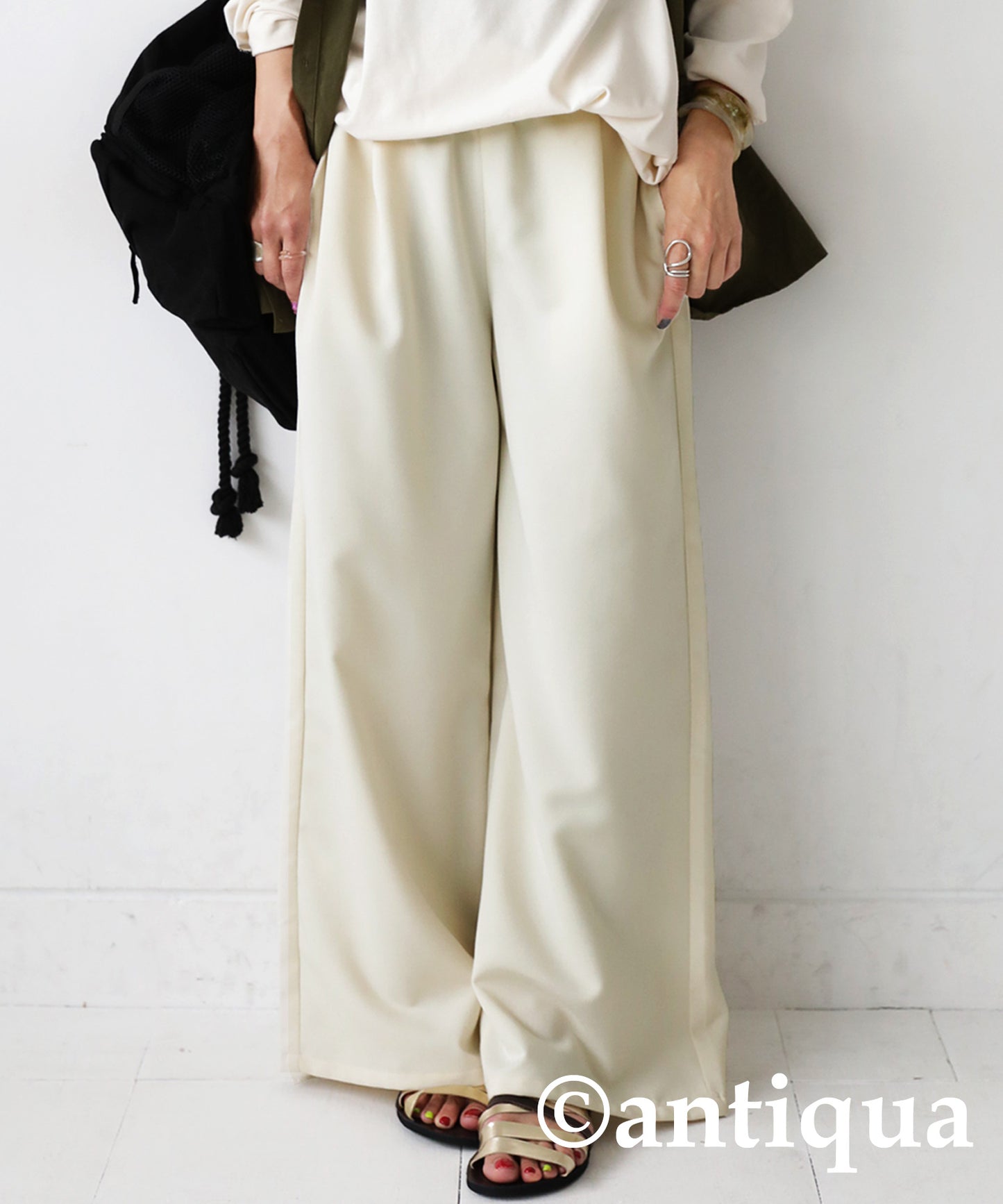 Tuck wide pants Ladies