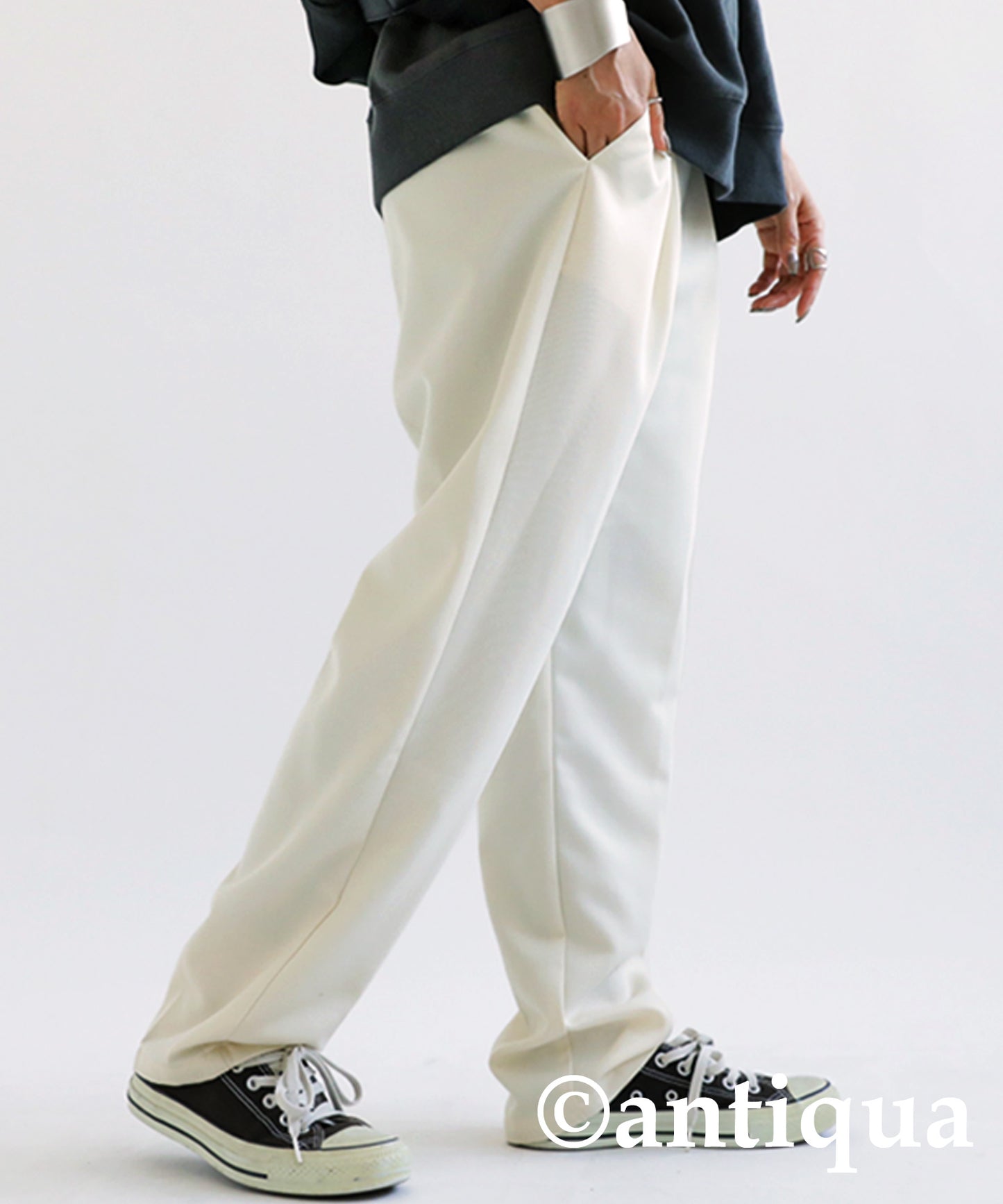 Tapered Ladies pants