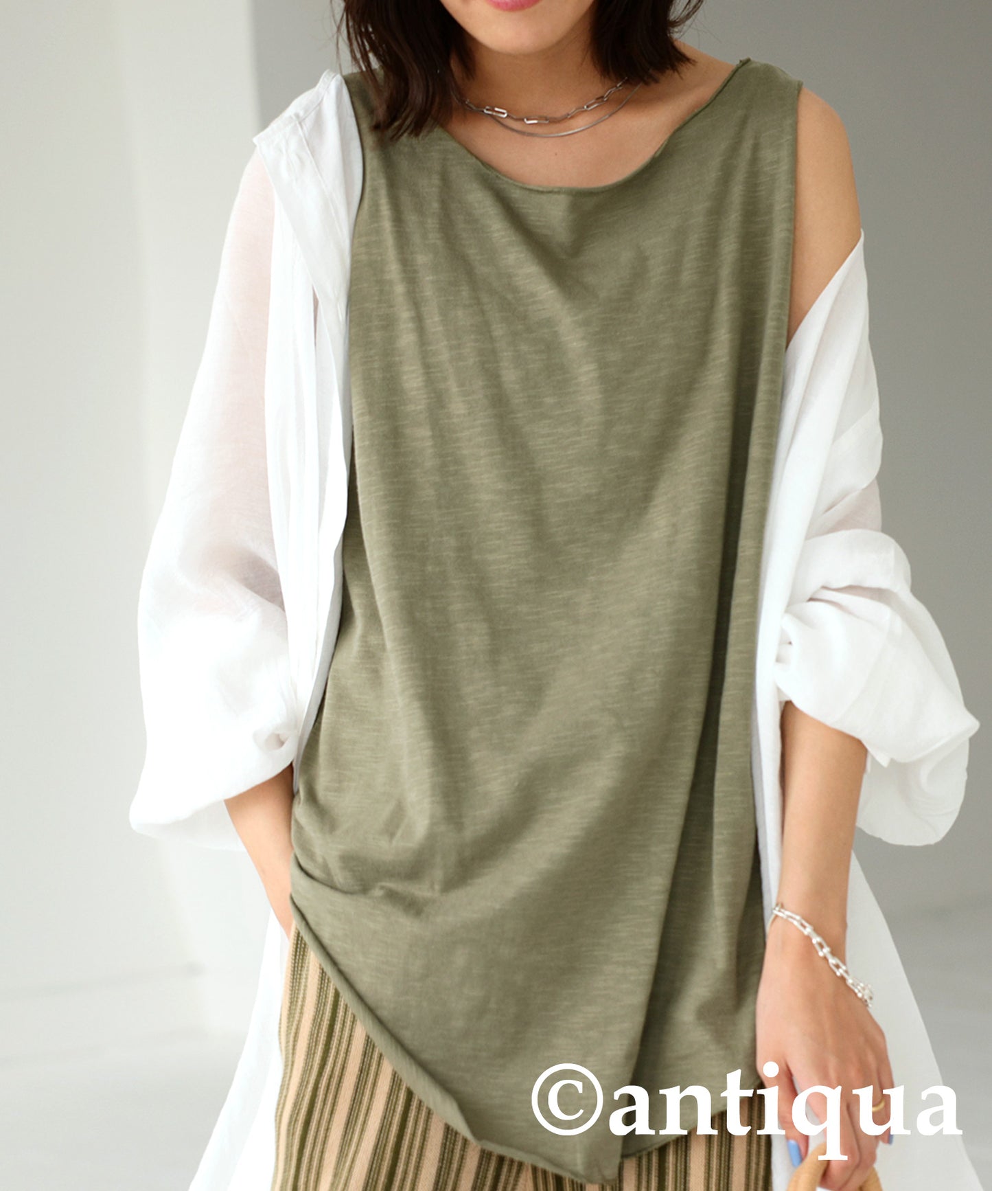 Boat Neck Slab fabric Ladies Tank Top