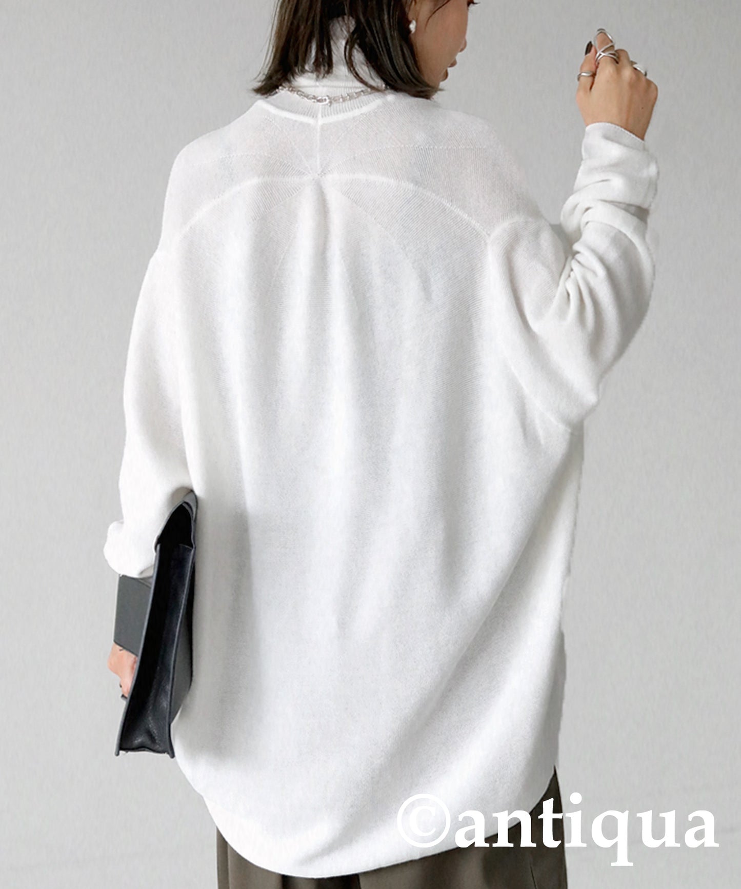 Ladies turtleneck sweater Cocoon shapes