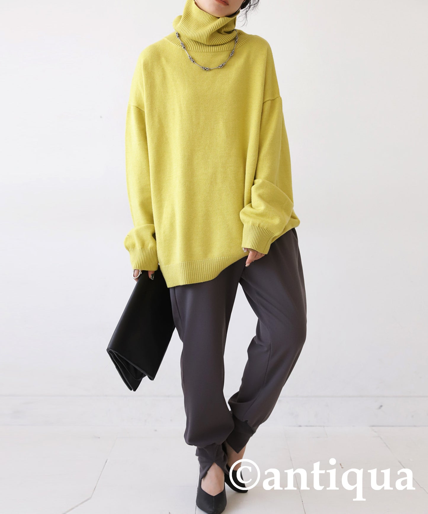 High neck knit Ladies