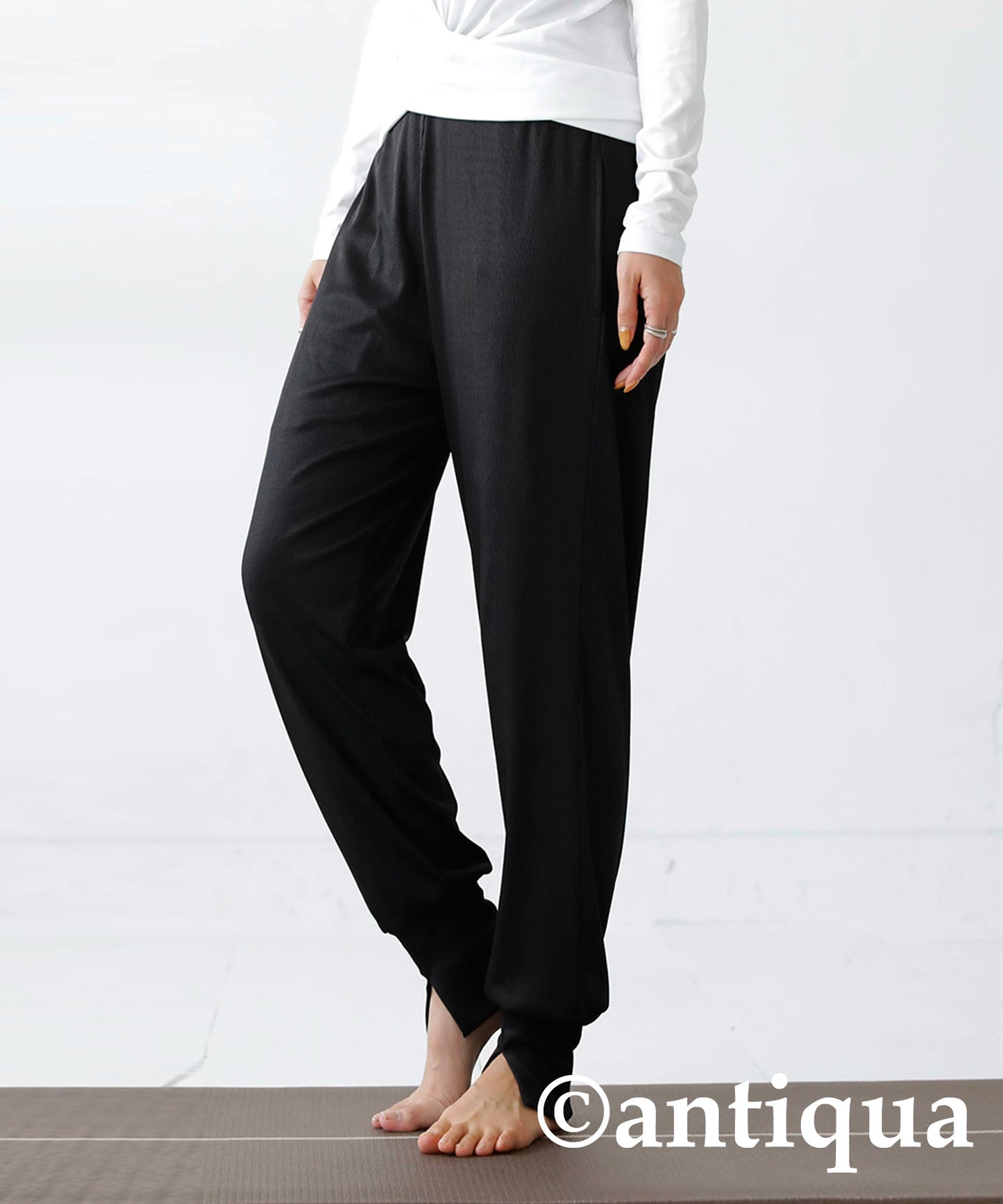 Hem slit rib pants Ladies