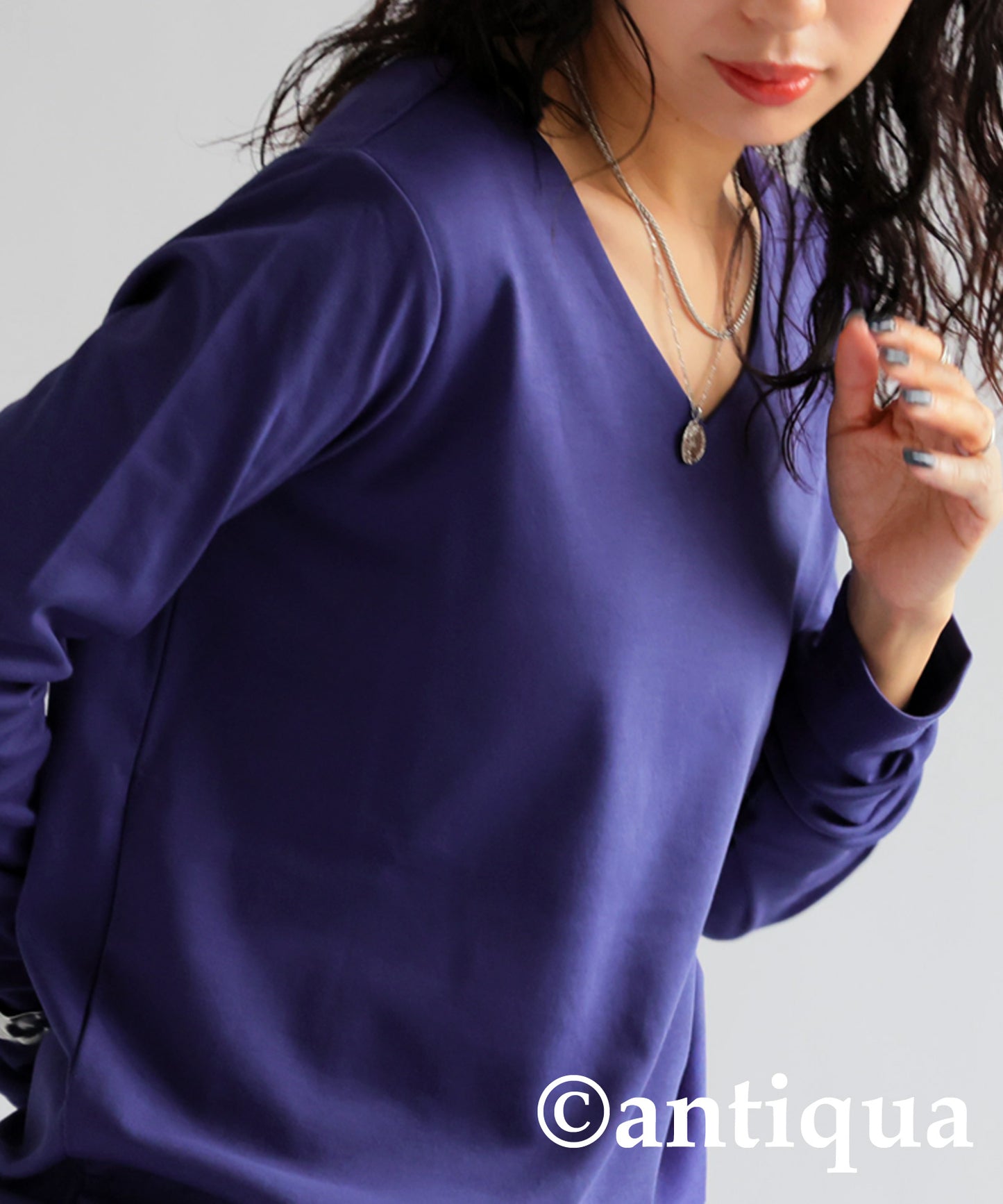 100% Cotton Smooth V-Neck Long T-Shirt Ladies