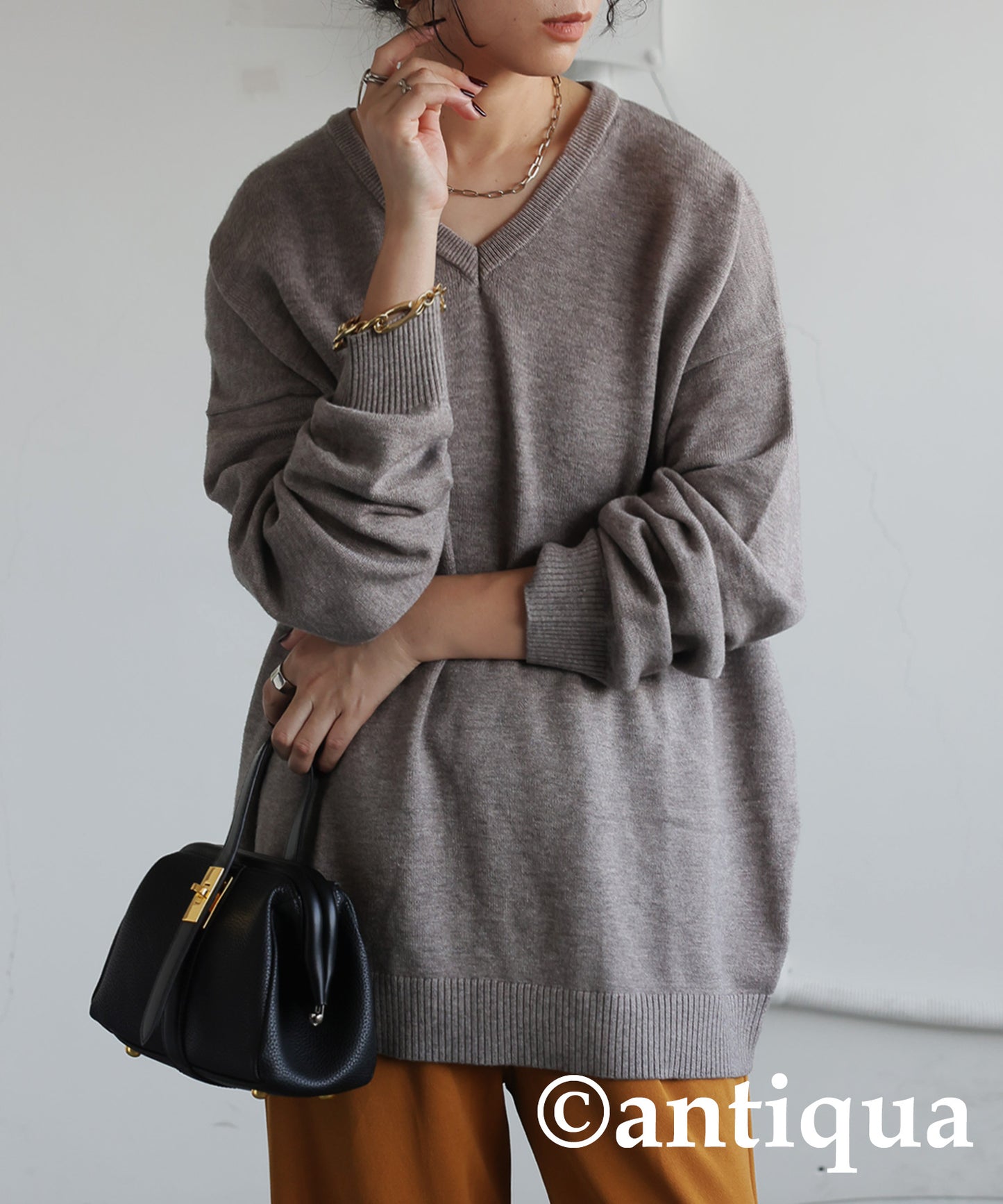 V-Neck Long Sleeve Knit Ladies