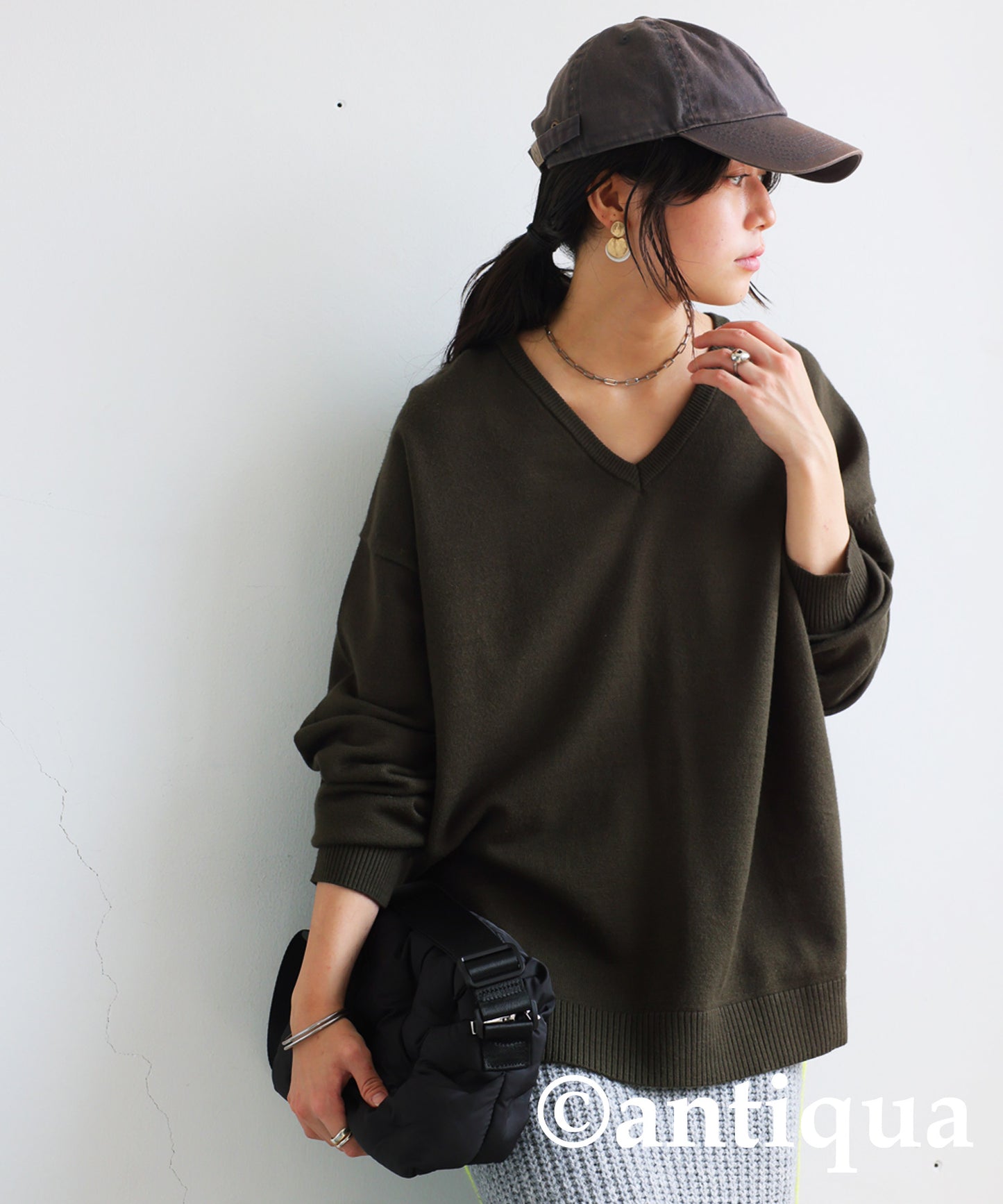 V-Neck Long Sleeve Knit Ladies