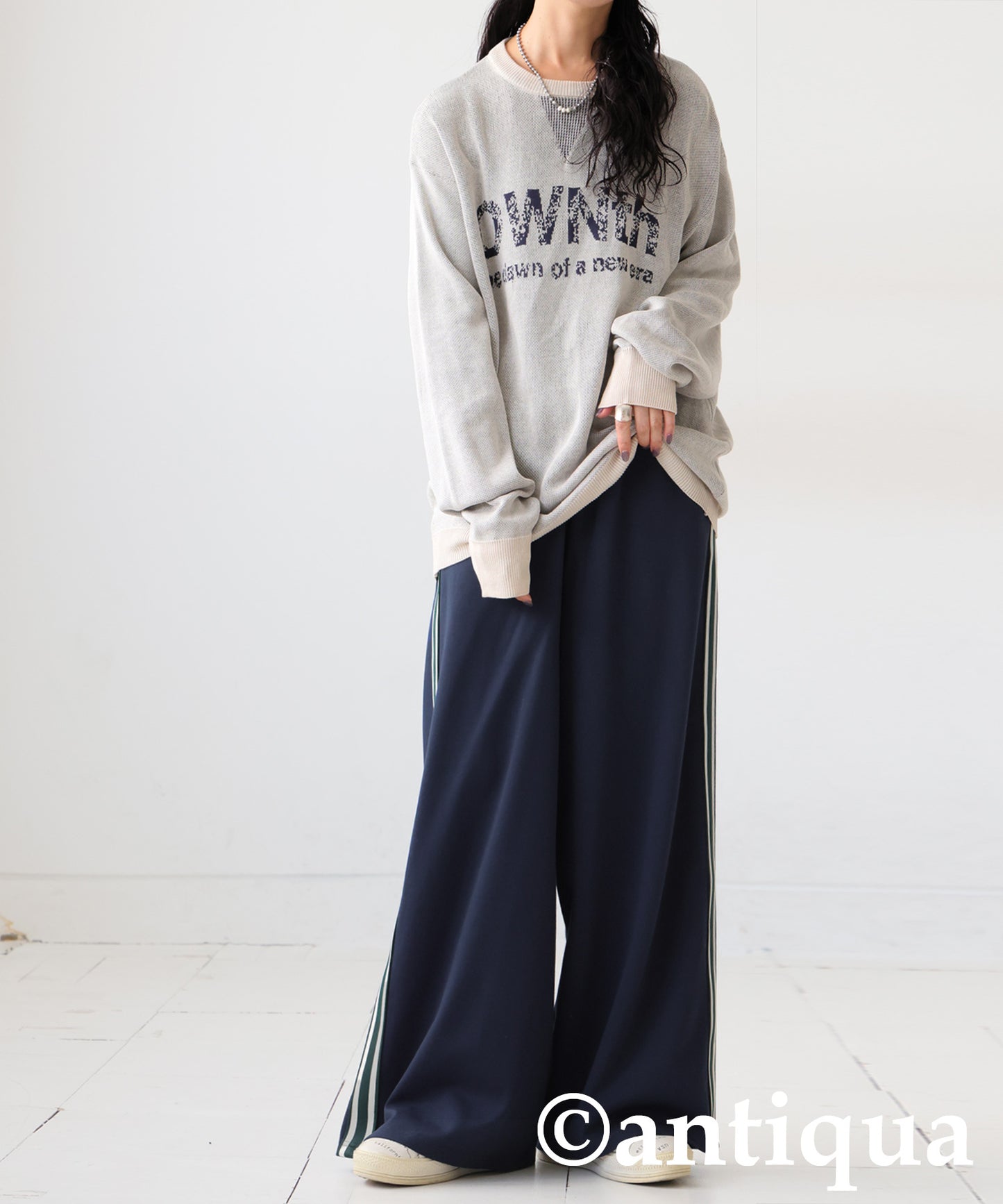 Color-Coordinated Line Pants Ladies