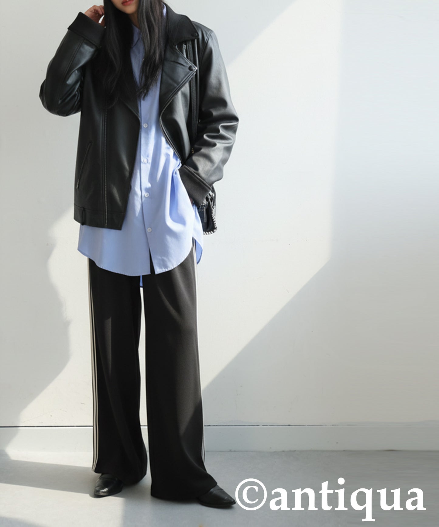 Color-Coordinated Line Pants Ladies