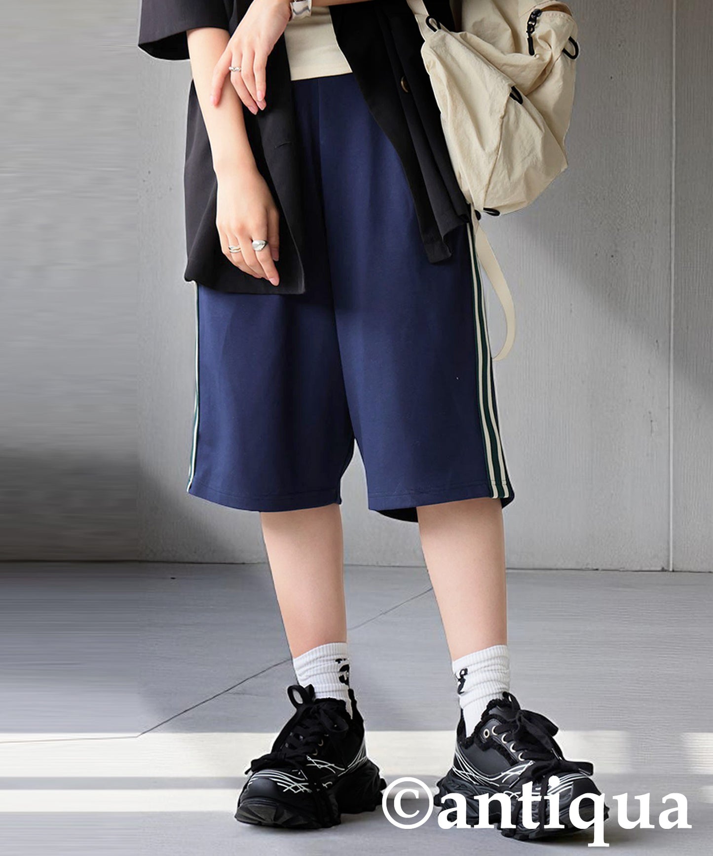 Ladies' Ponte Shorts