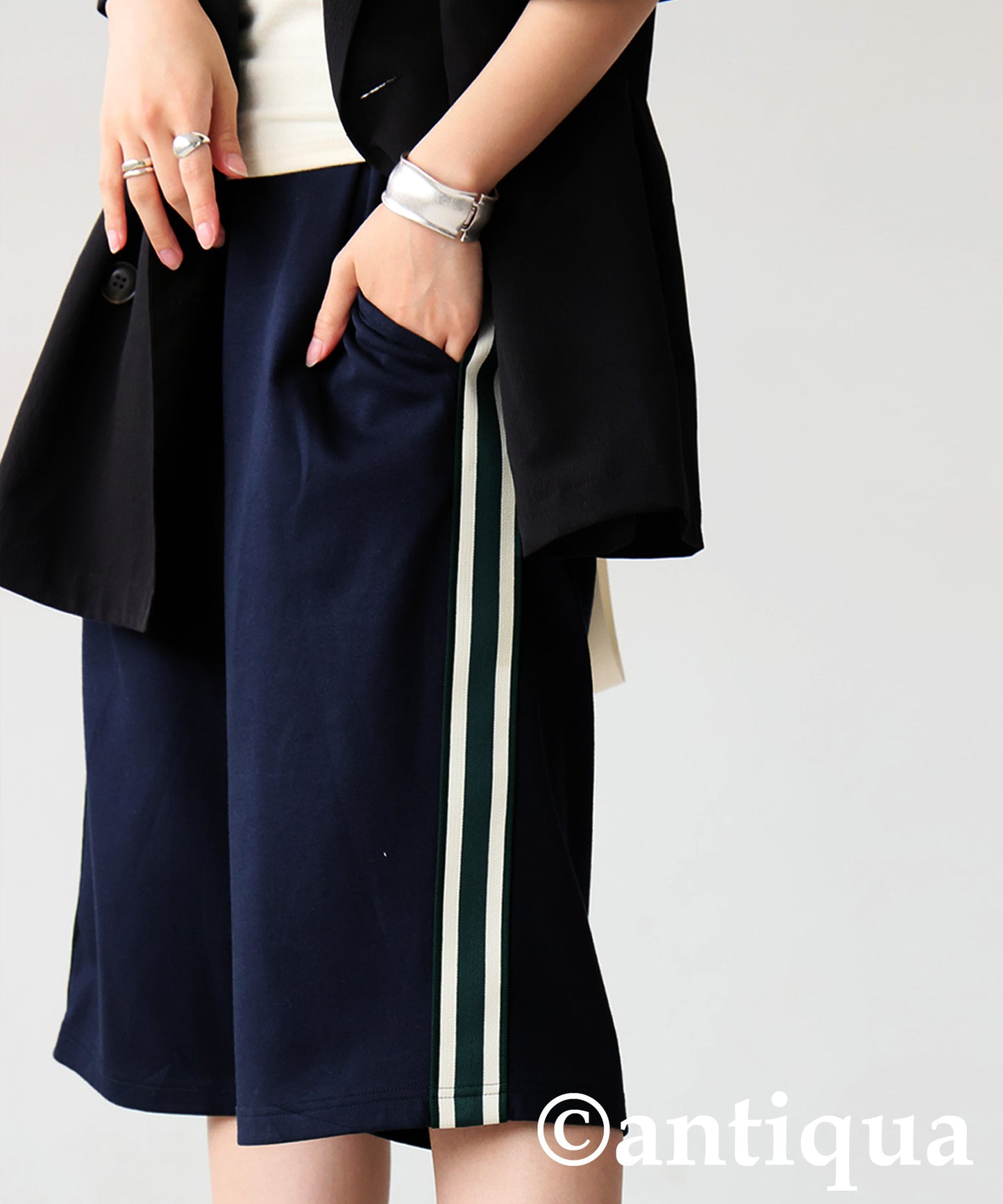 Ladies' Ponte Shorts