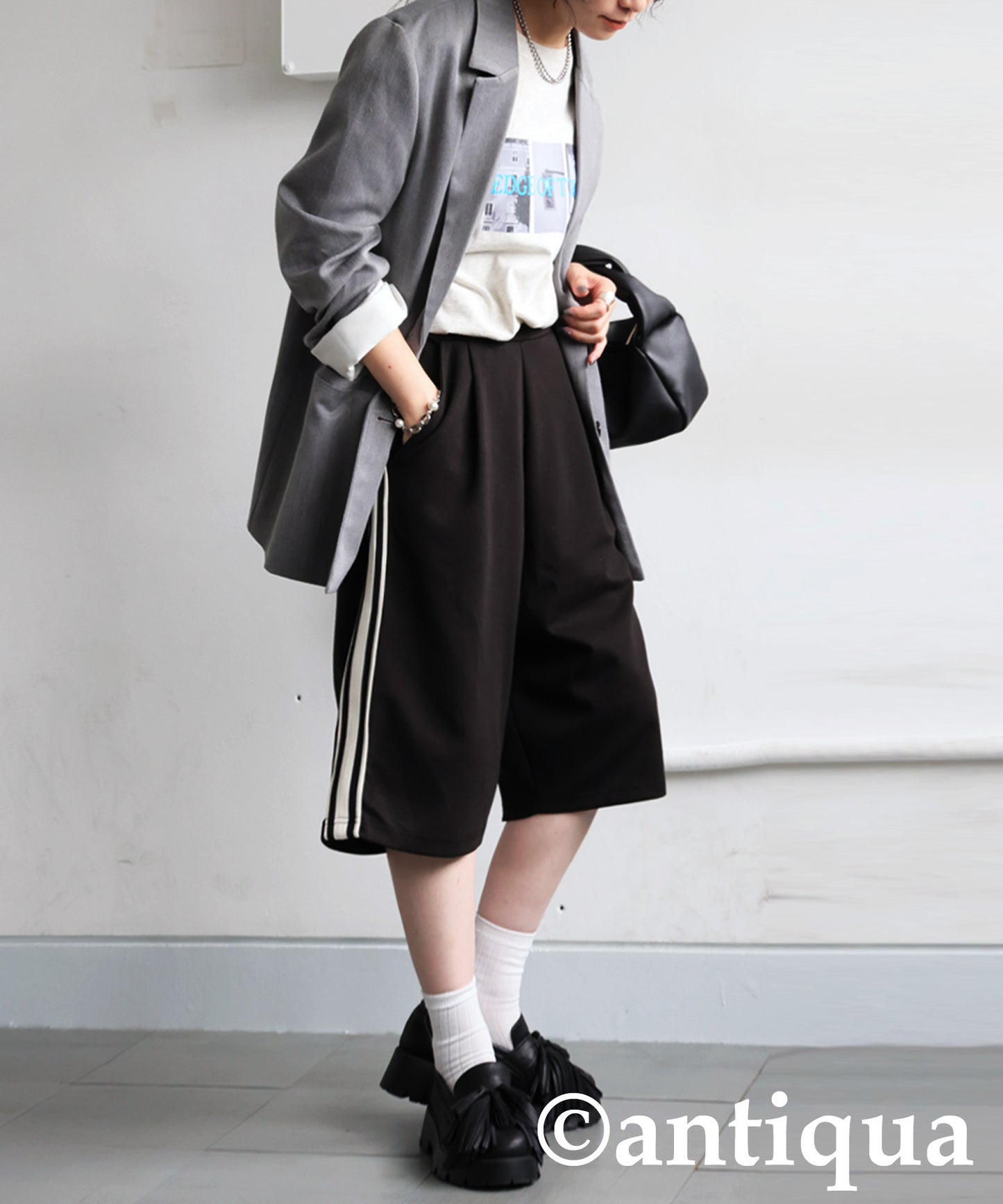 Ladies' Ponte Shorts