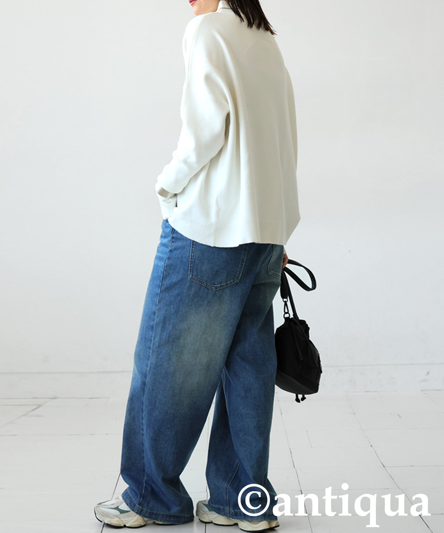 Bottleneck Knit Ladies