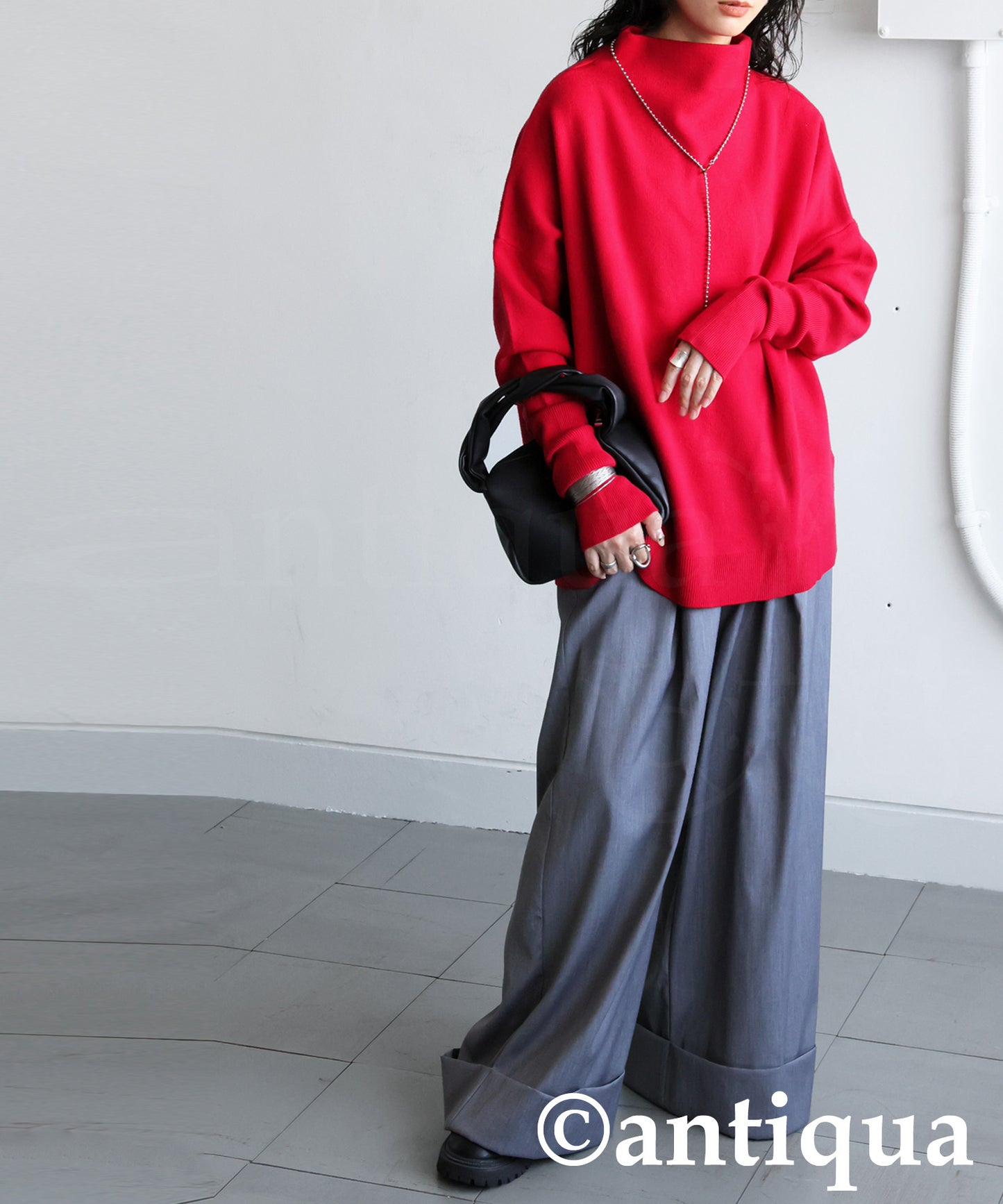 Bottleneck Knit Ladies