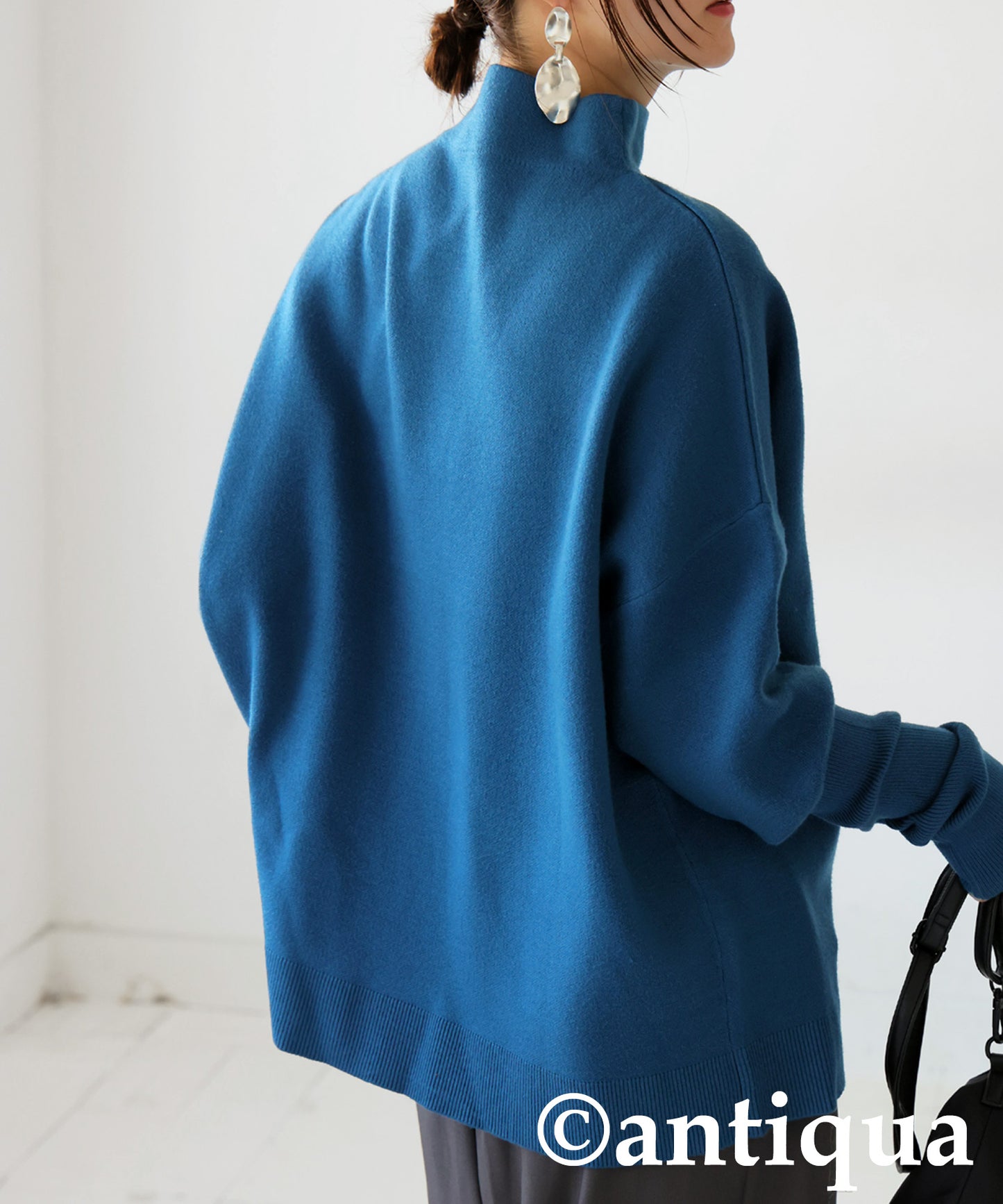 Bottleneck Knit Ladies