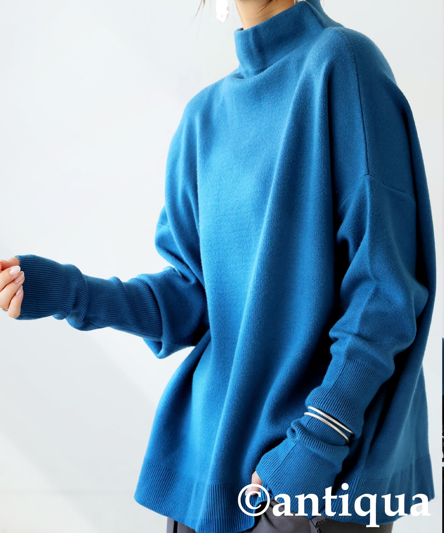 Bottleneck Knit Ladies