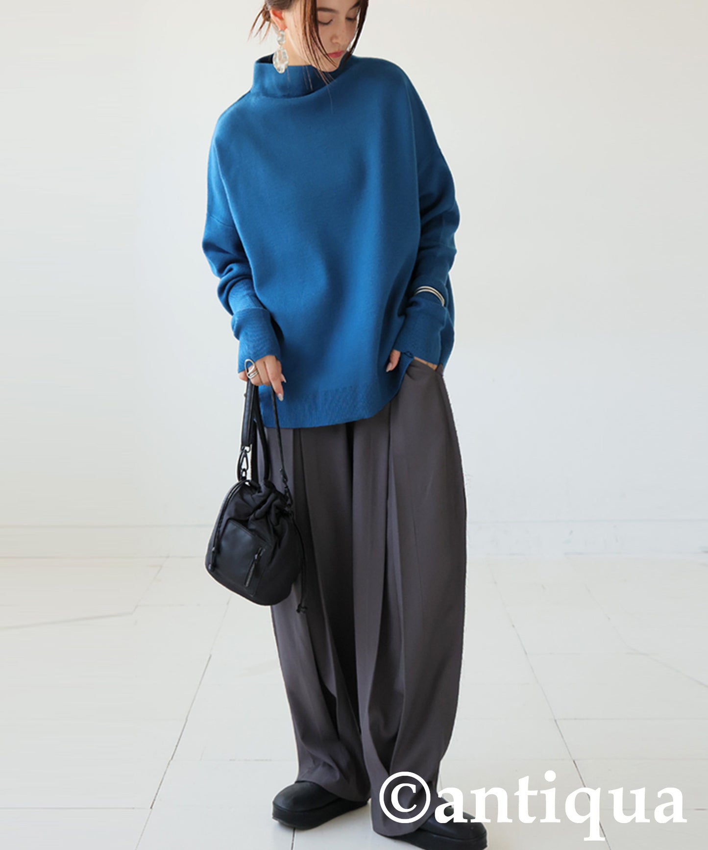 Bottleneck Knit Ladies