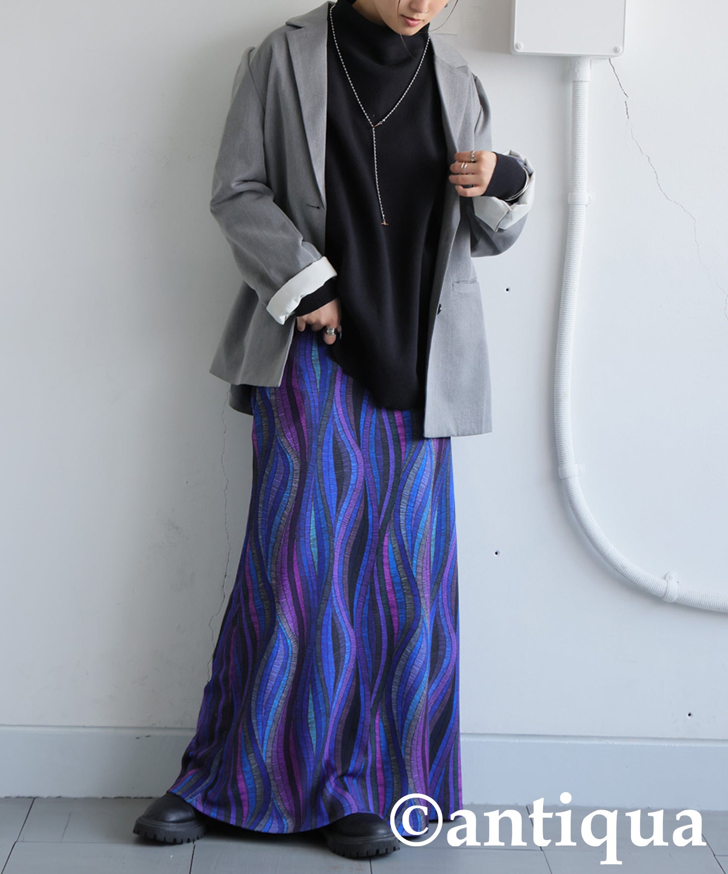 Bottleneck Knit Ladies