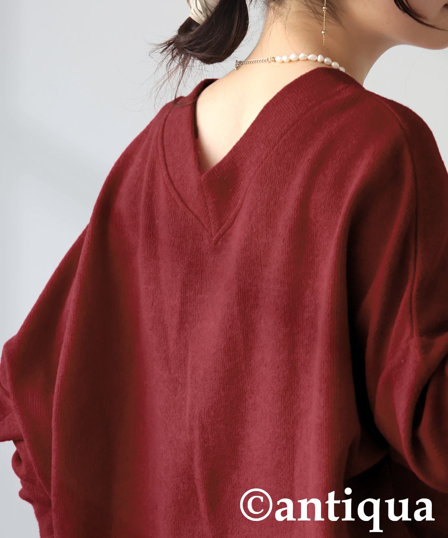 Beautiful V-Neck Knit Top Ladies