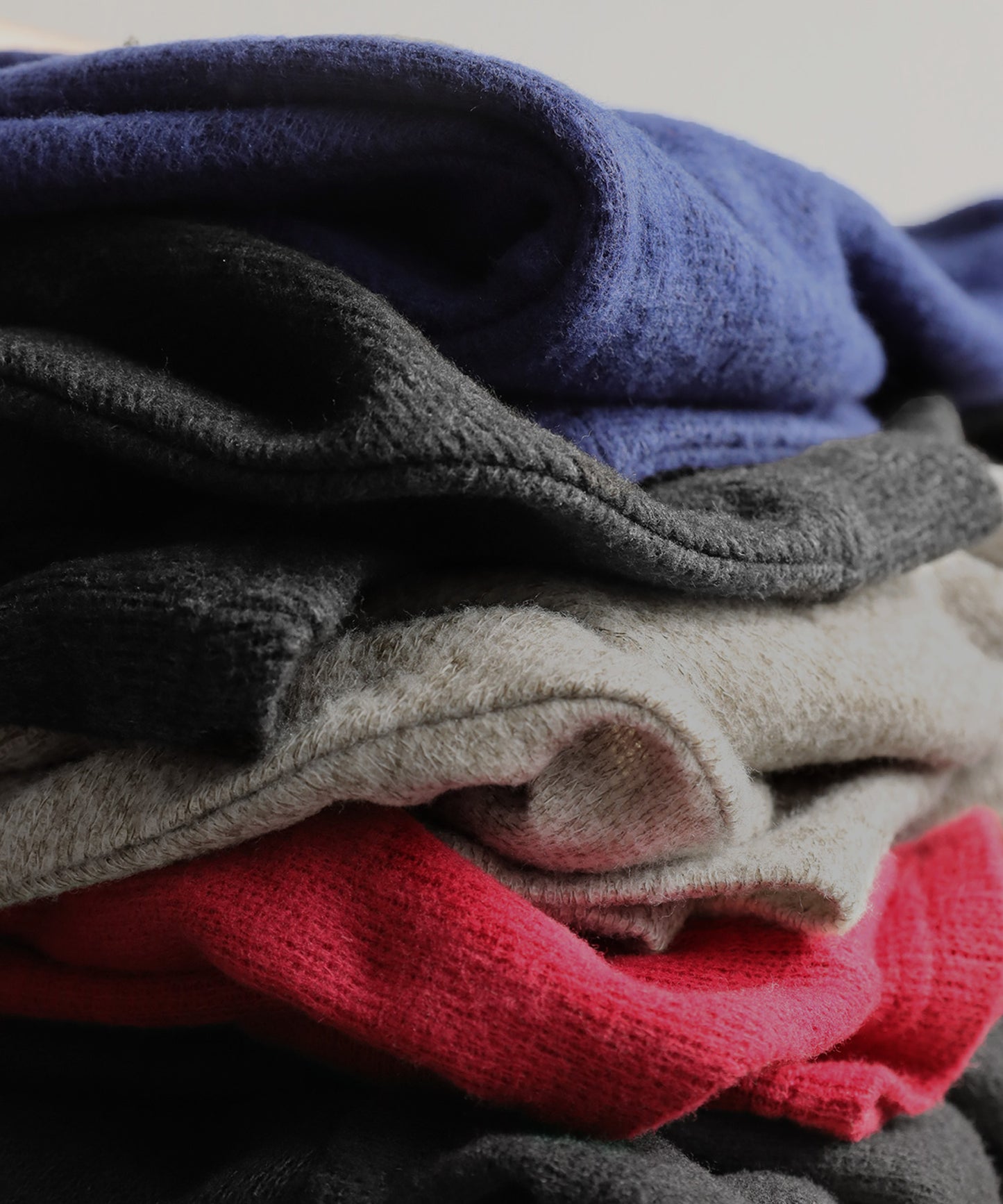 Beautiful V-Neck Knit Top Ladies