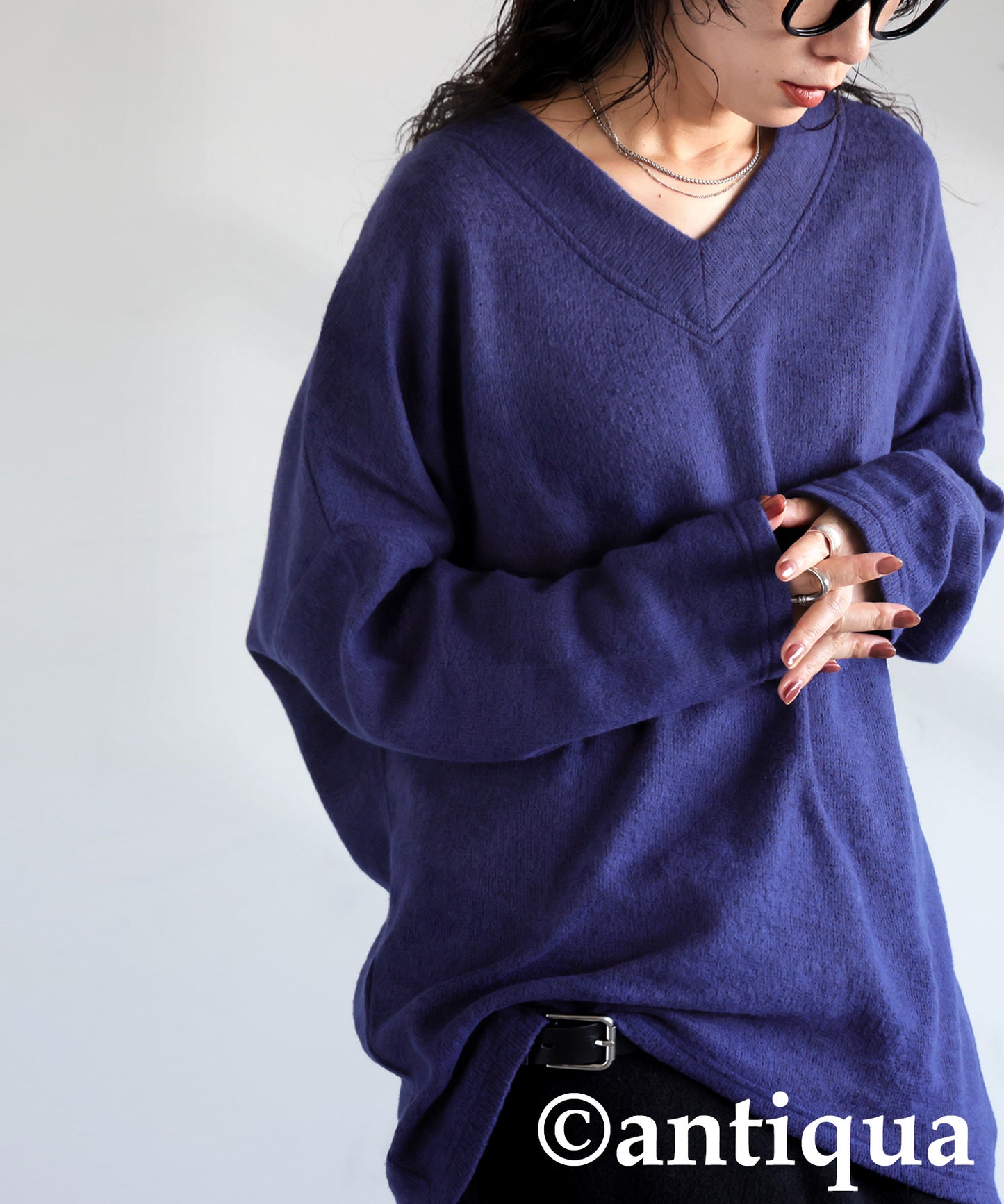 Beautiful V-Neck Knit Top Ladies