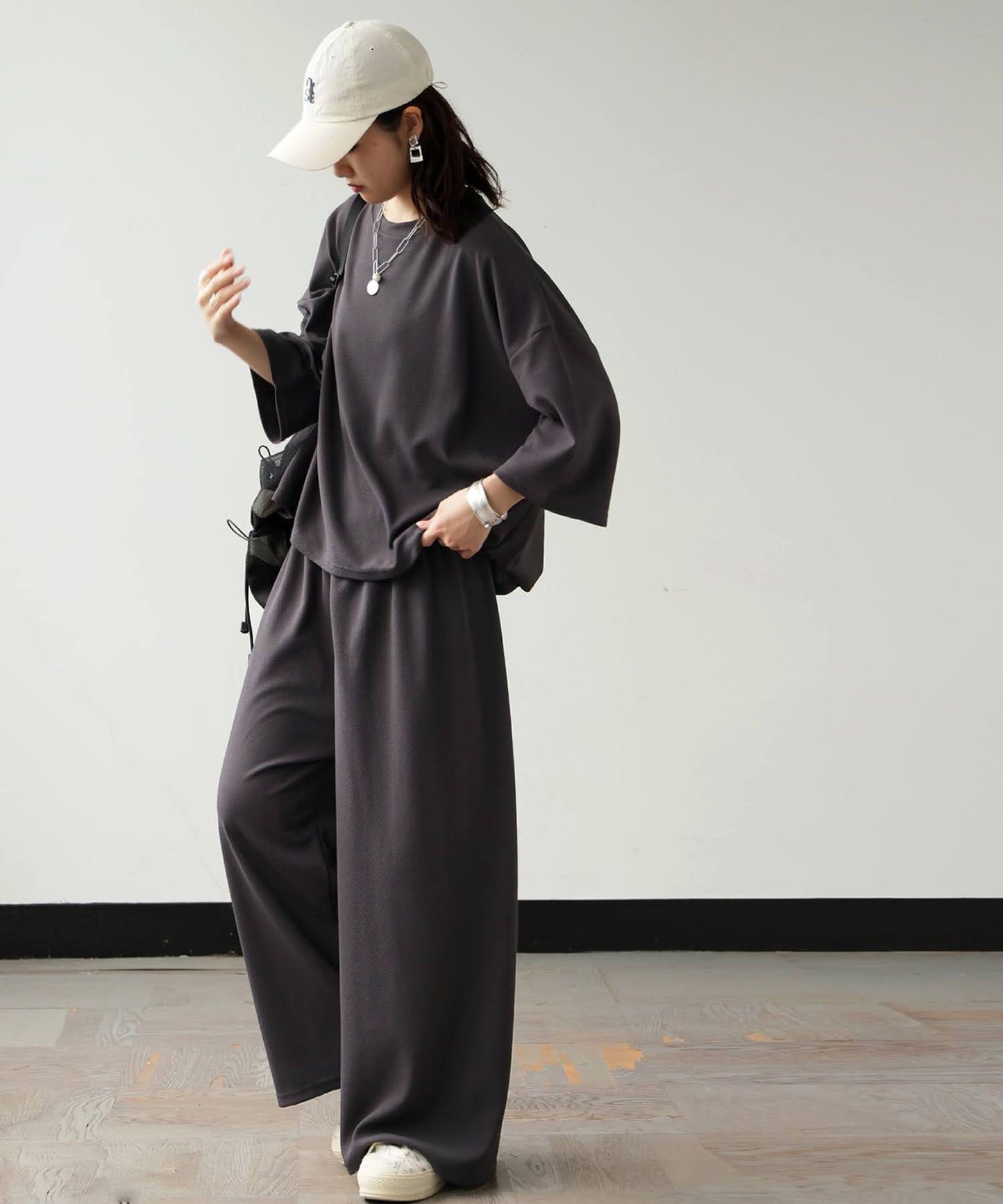 Quick-Drying Dolman Top And Wide-Leg Pants Set Ladies