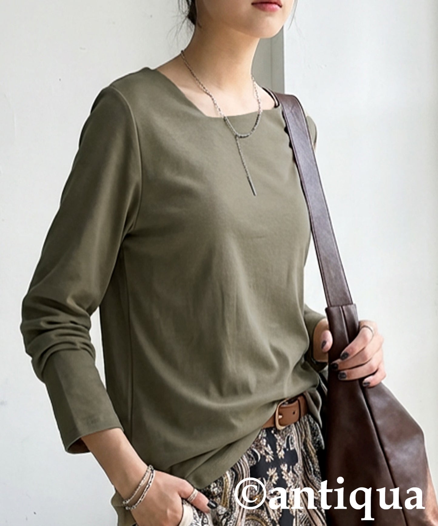 Diagonal Neck Long T-Shirt Ladies